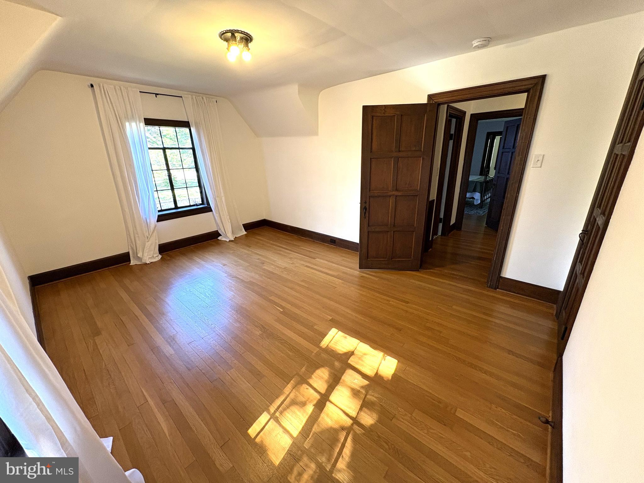 WASHINGTON VIRGINIA - Residential