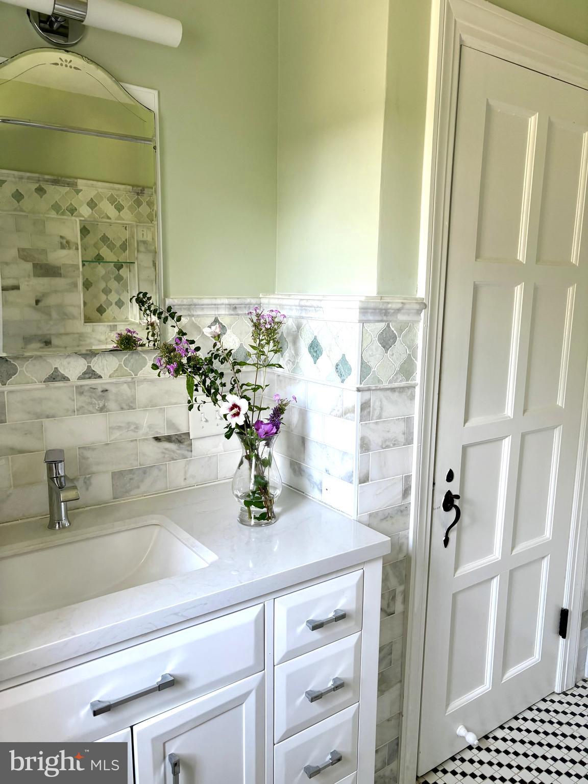 WASHINGTON VIRGINIA - Residential