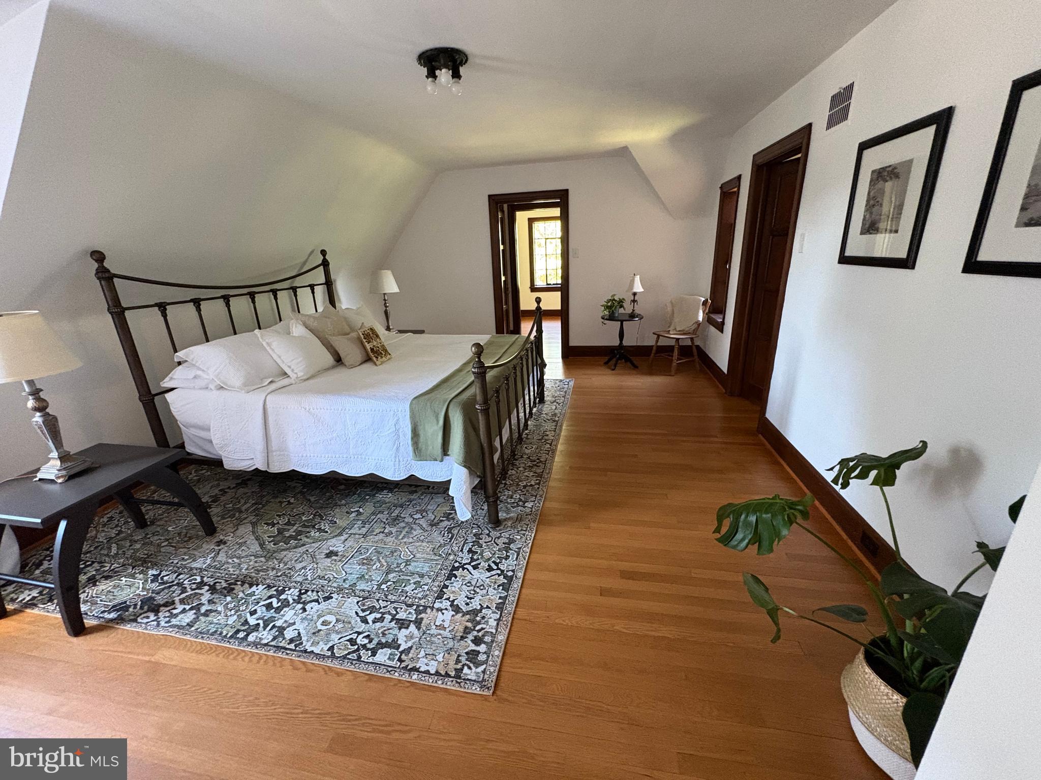 WASHINGTON VIRGINIA - Residential