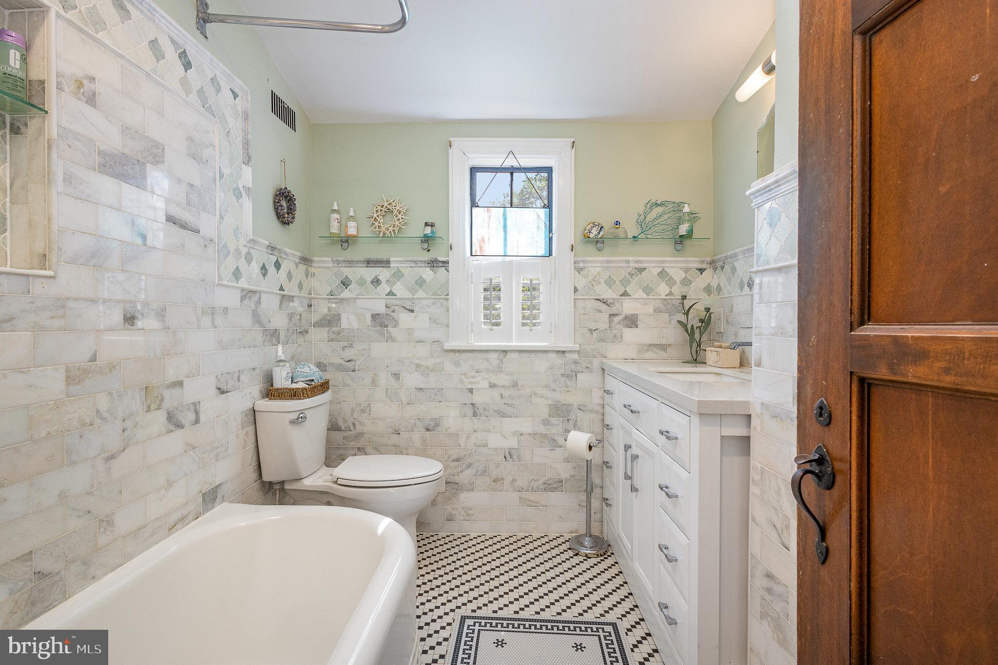 WASHINGTON VIRGINIA - Residential