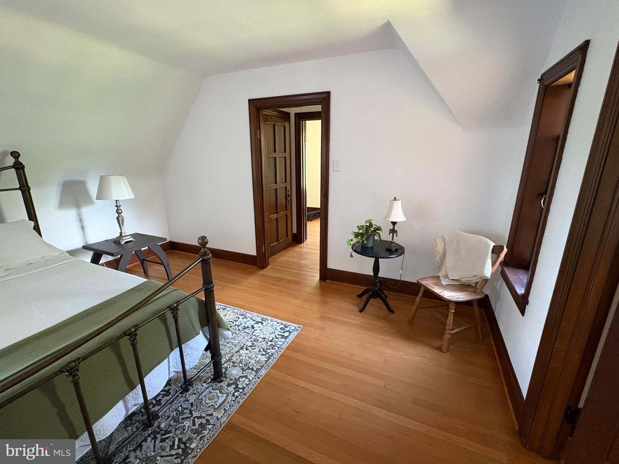 WASHINGTON VIRGINIA - Residential