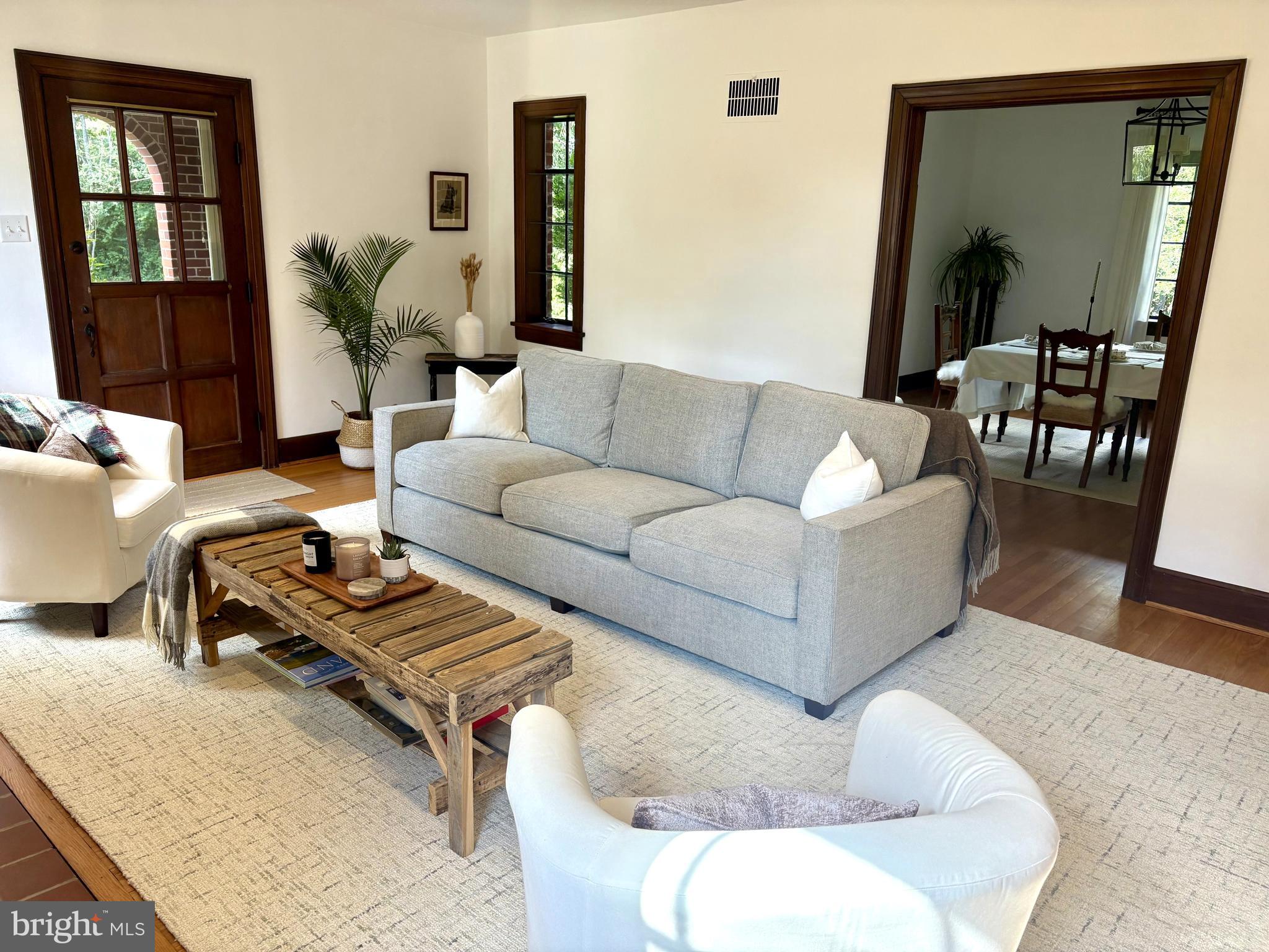 WASHINGTON VIRGINIA - Residential