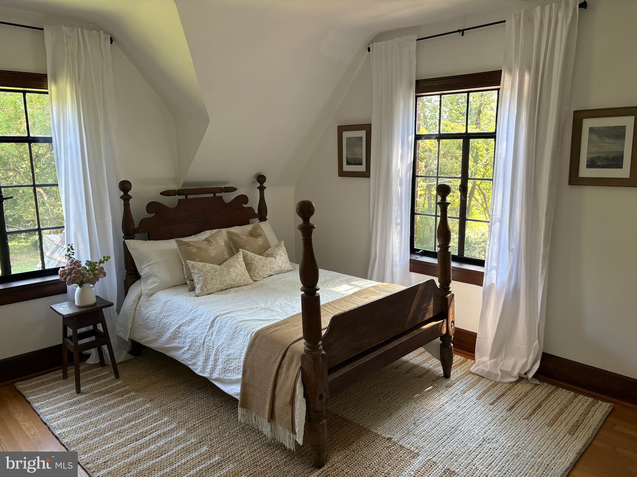 WASHINGTON VIRGINIA - Residential