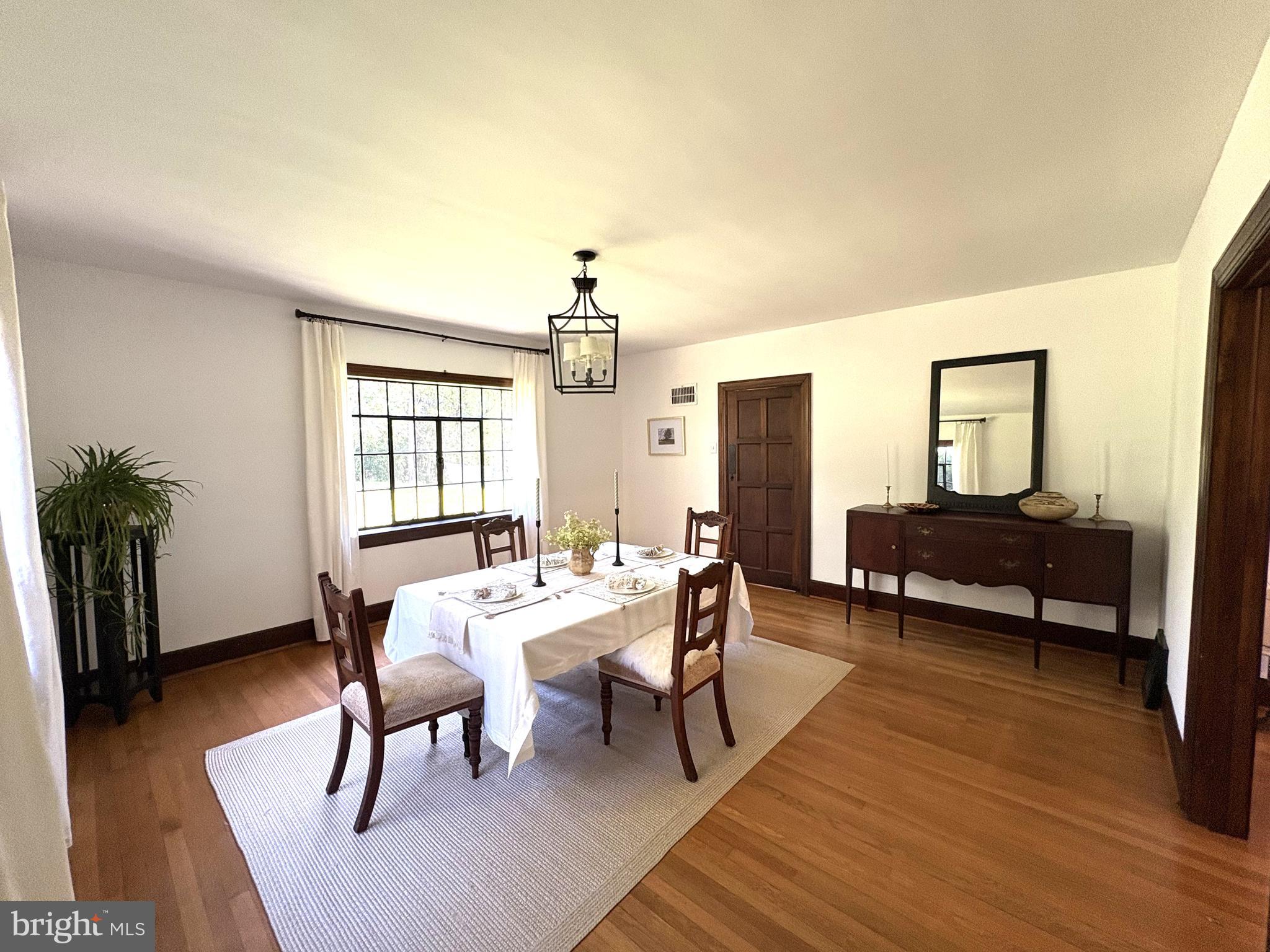 WASHINGTON VIRGINIA - Residential