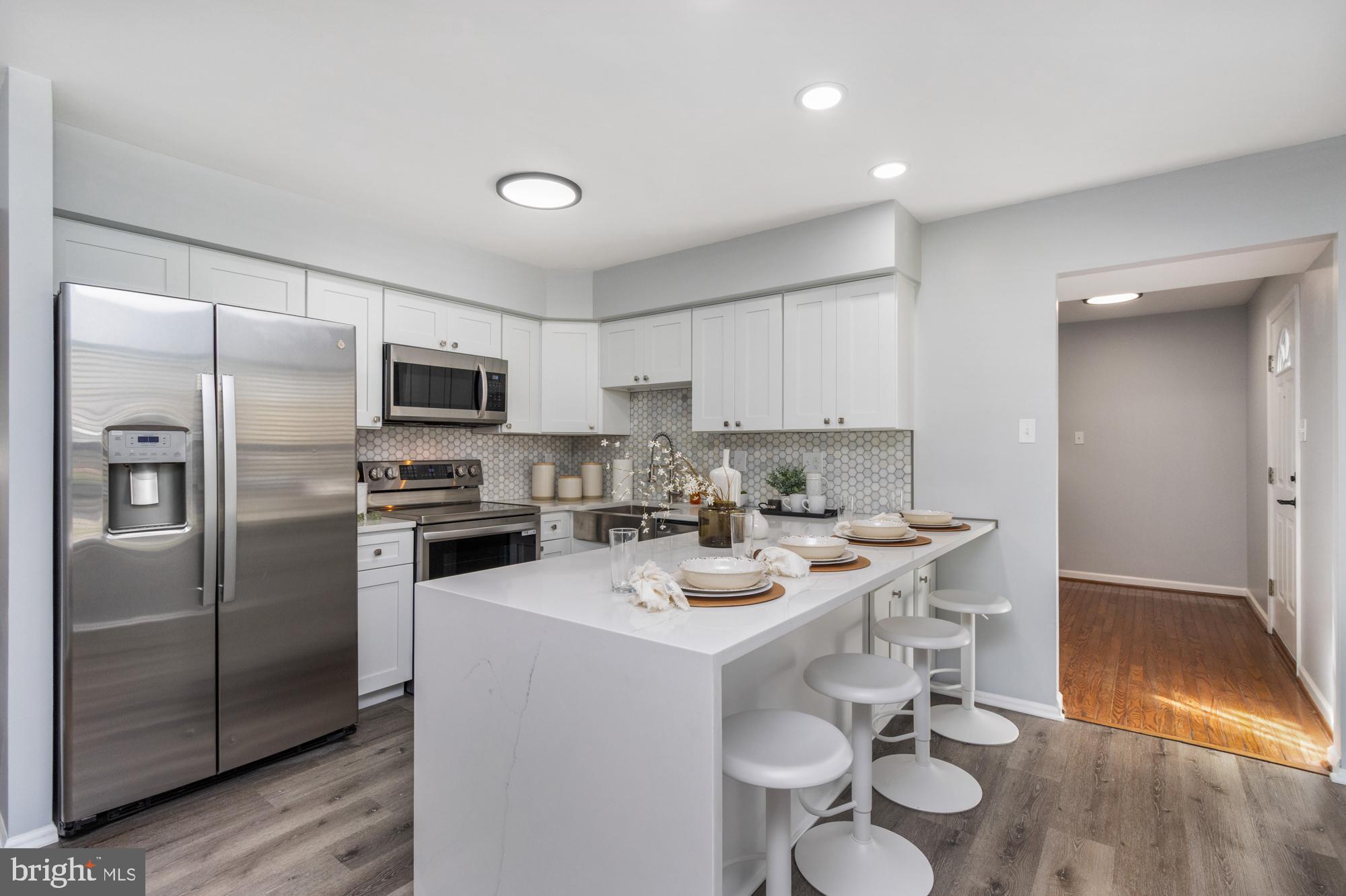 VILLAGE OF KINGS CONTRIVANCE - Residential