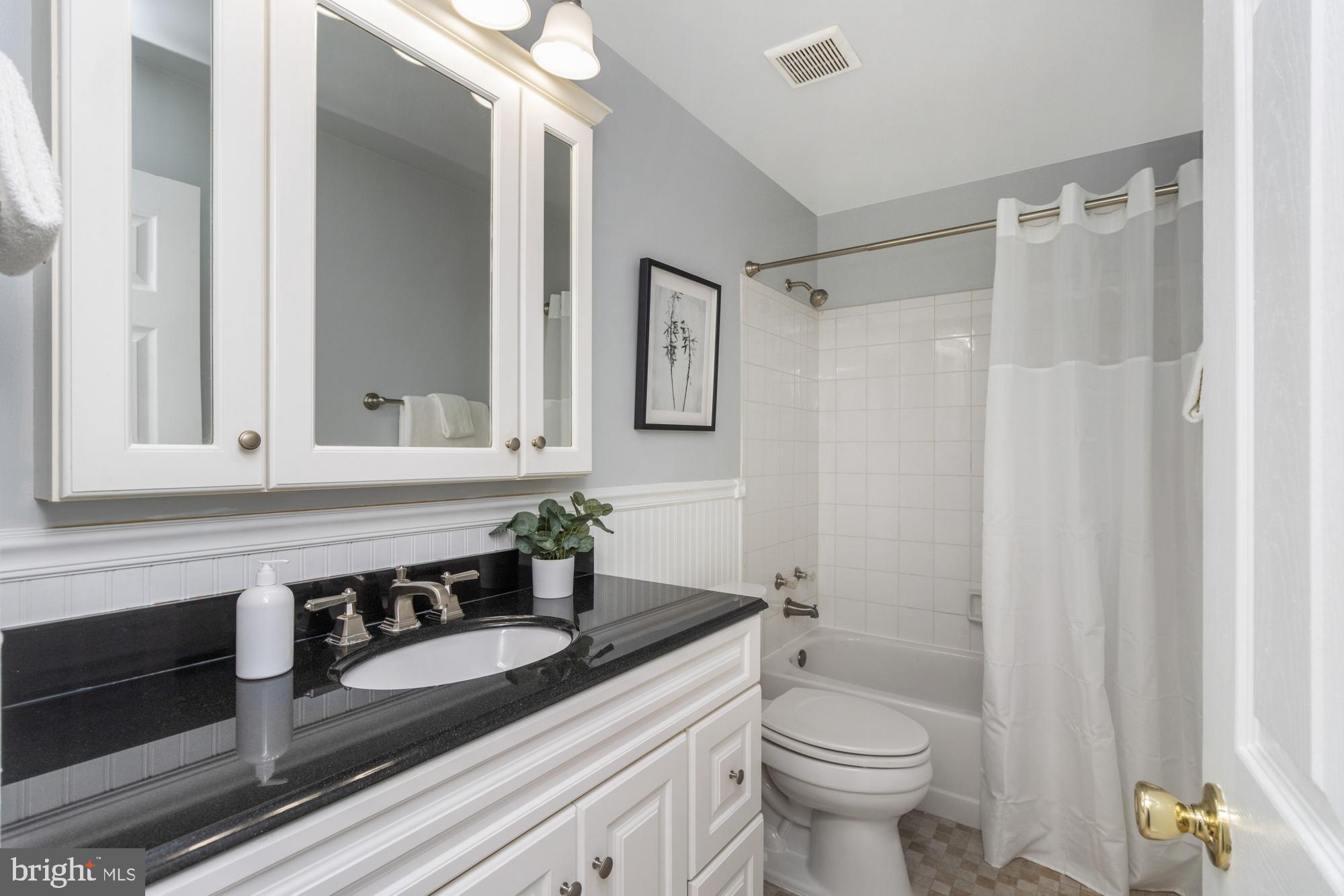 VILLAGE OF KINGS CONTRIVANCE - Residential