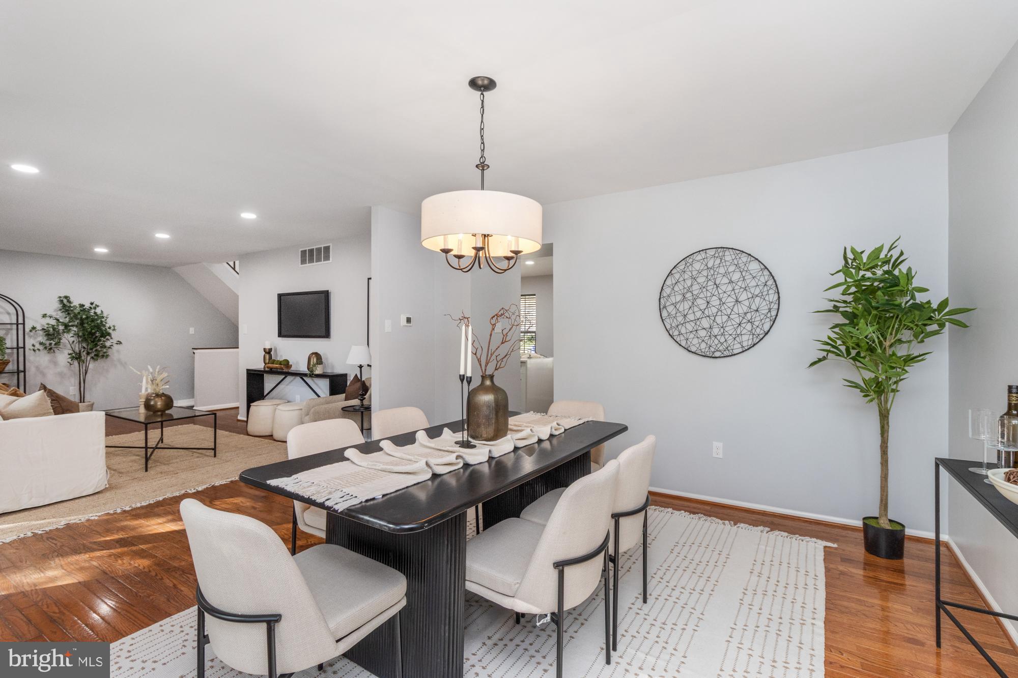 VILLAGE OF KINGS CONTRIVANCE - Residential