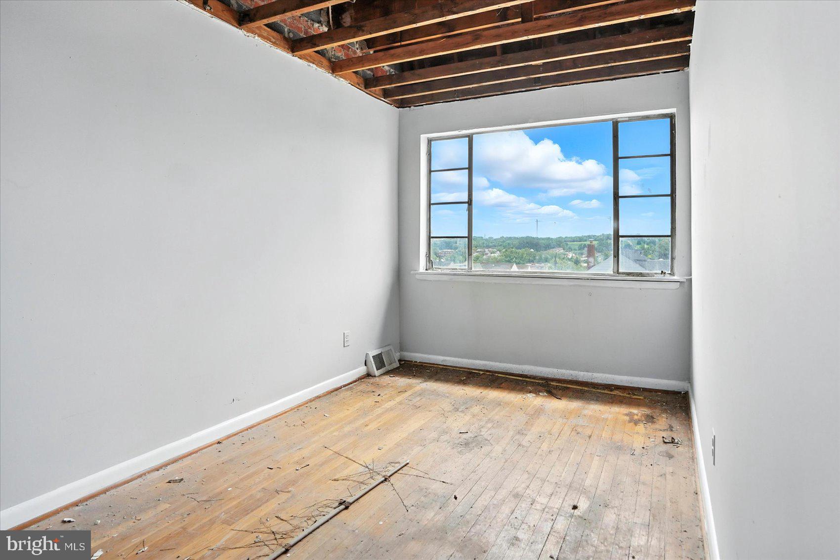 BERKSHIRE - Residential