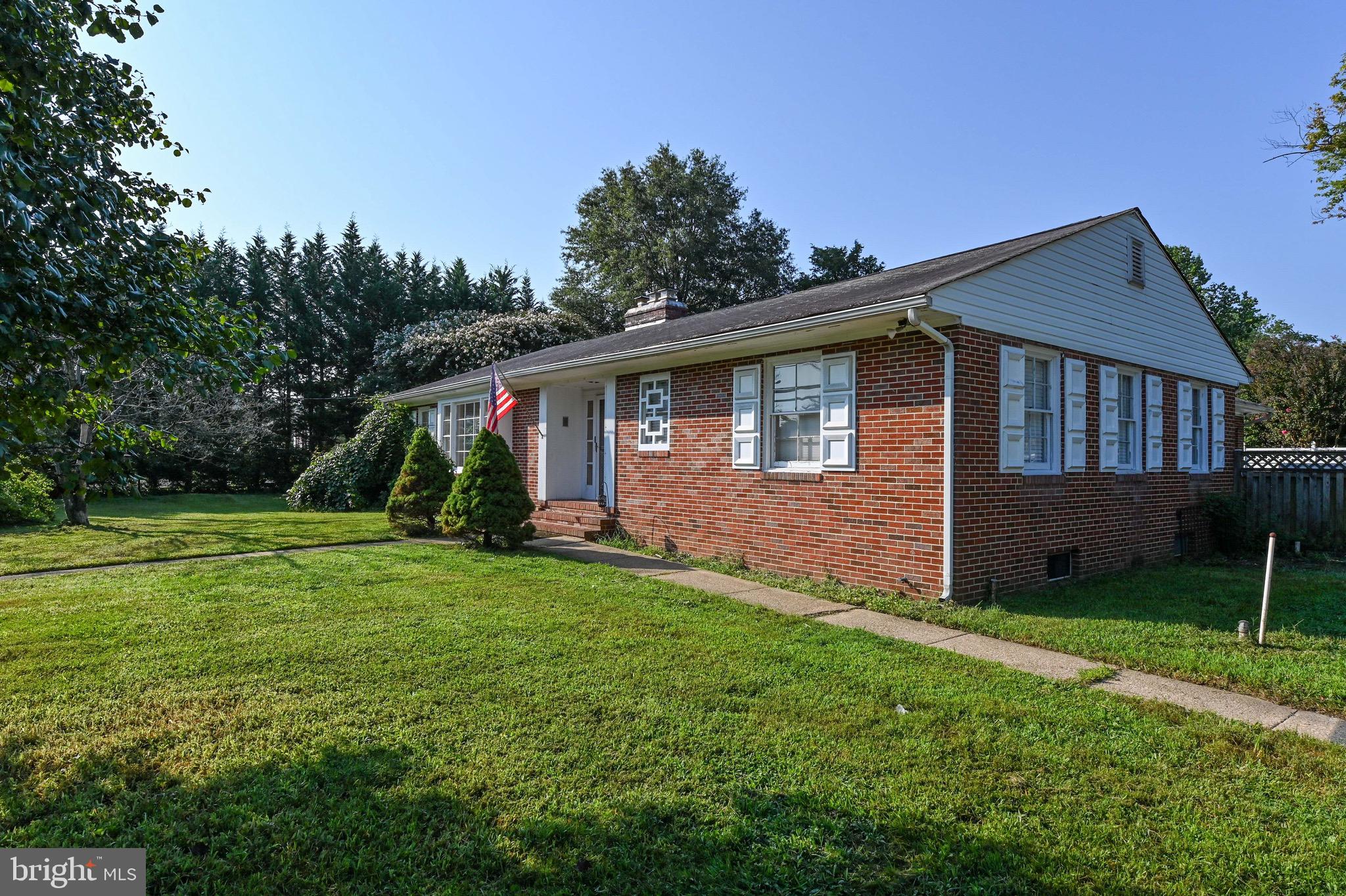 SOUTHDOWN SHORES - Residential