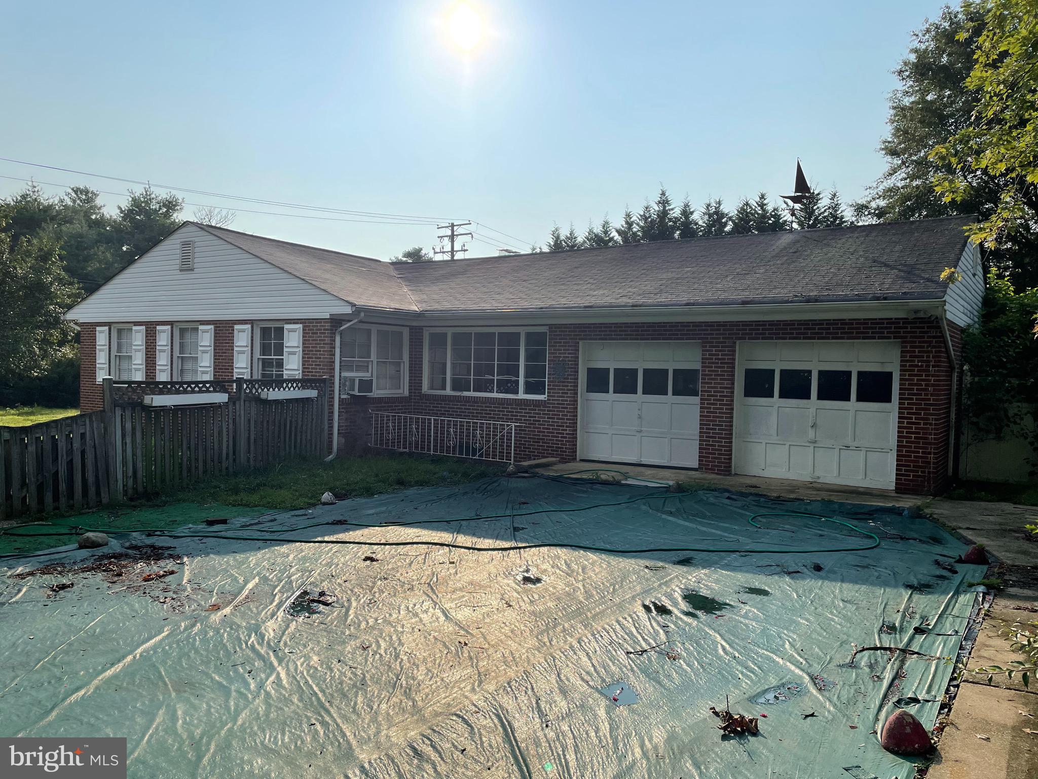 SOUTHDOWN SHORES - Residential