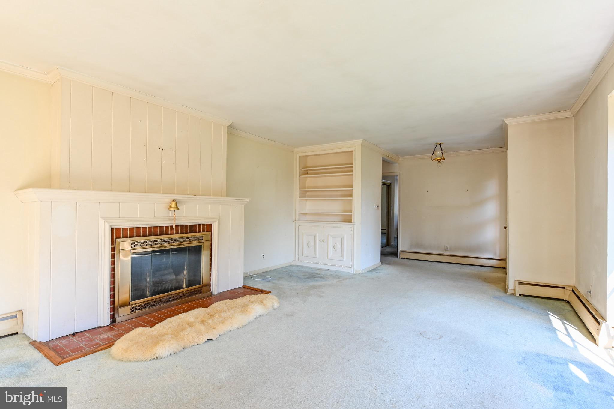 SOUTHDOWN SHORES - Residential