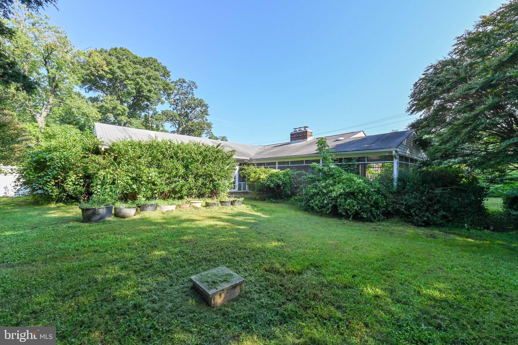 SOUTHDOWN SHORES - Residential