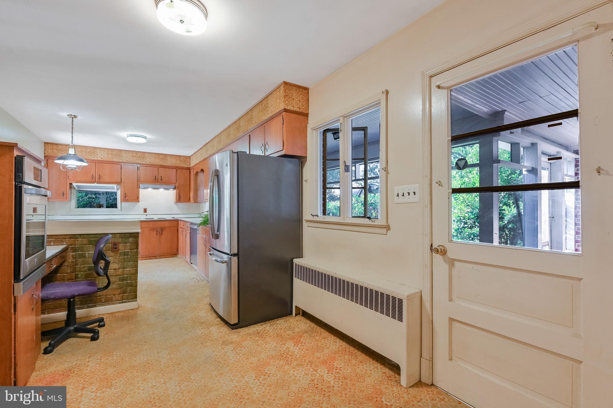 SOUTHDOWN SHORES - Residential