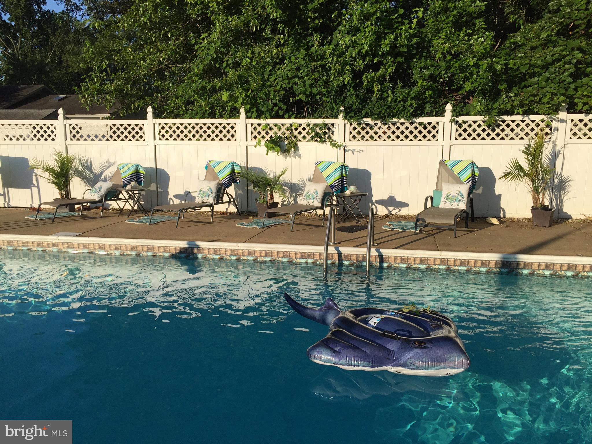 SOUTHDOWN SHORES - Residential