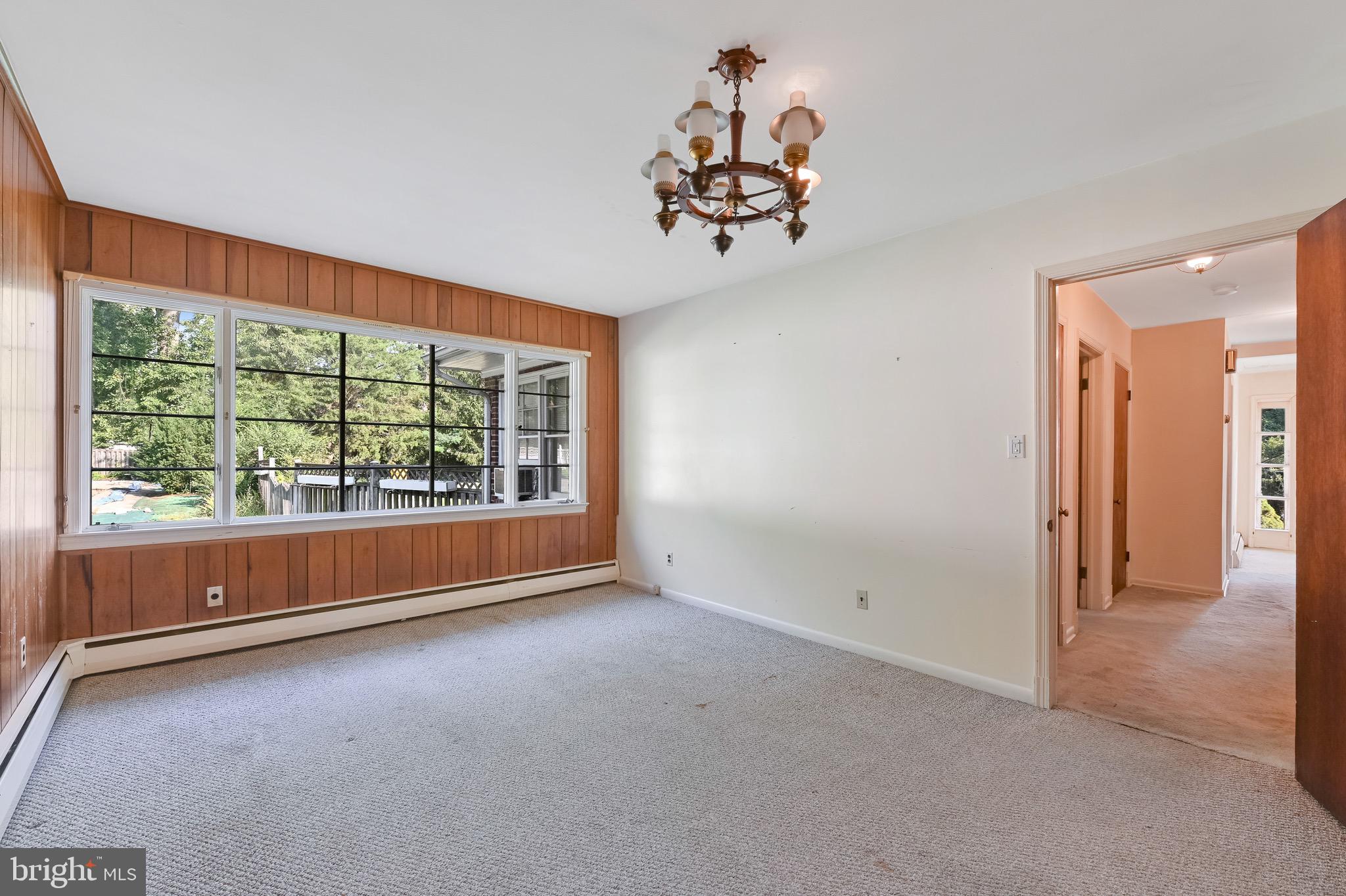 SOUTHDOWN SHORES - Residential