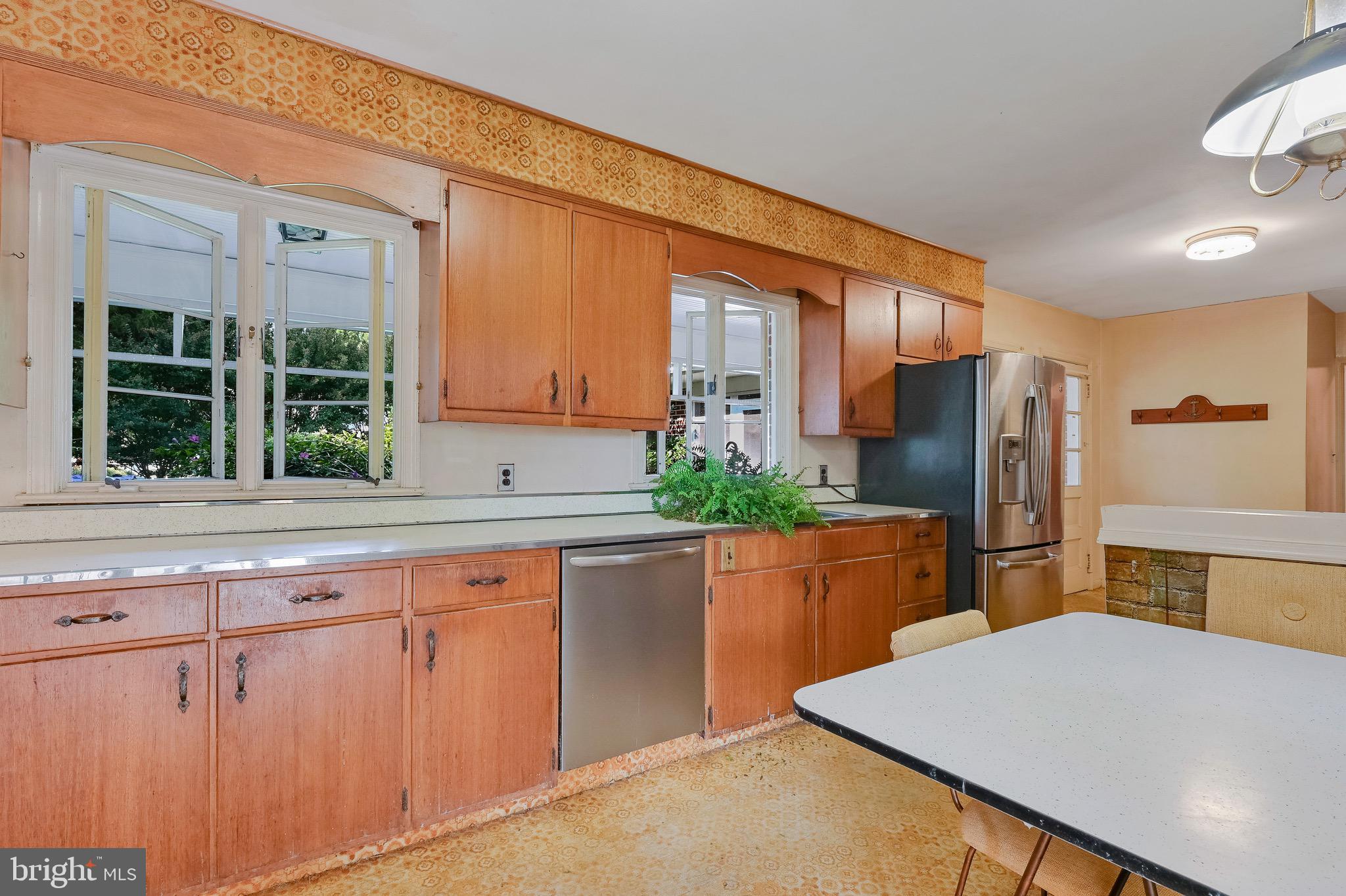 SOUTHDOWN SHORES - Residential