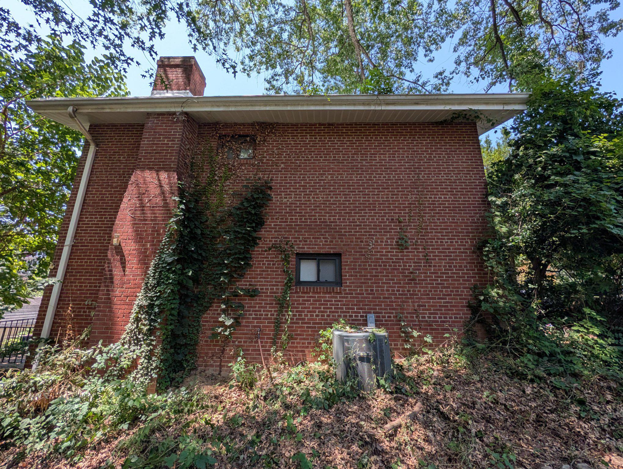 3128 CENTRAL AVENUE NE