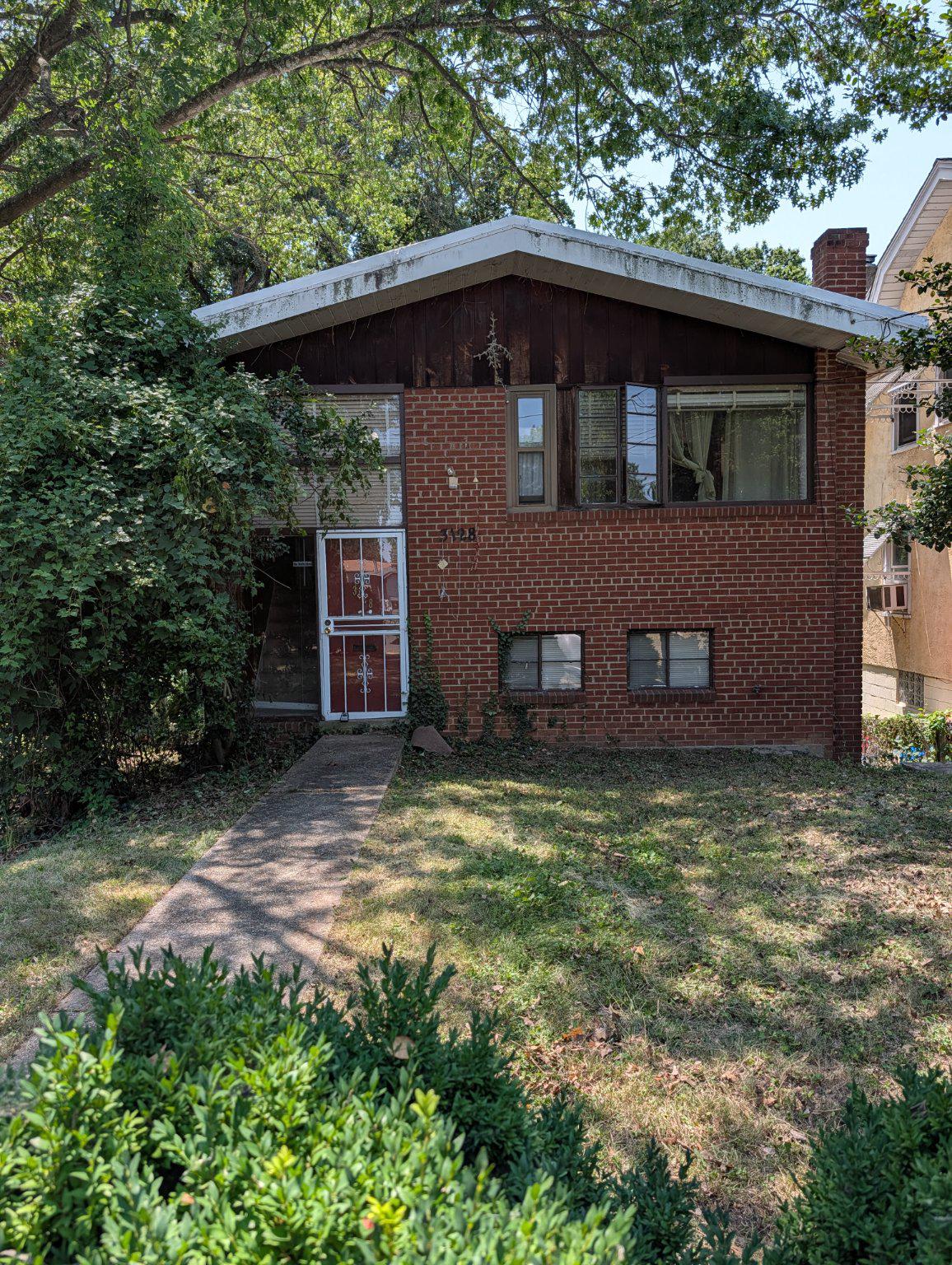 3128 CENTRAL AVENUE NE