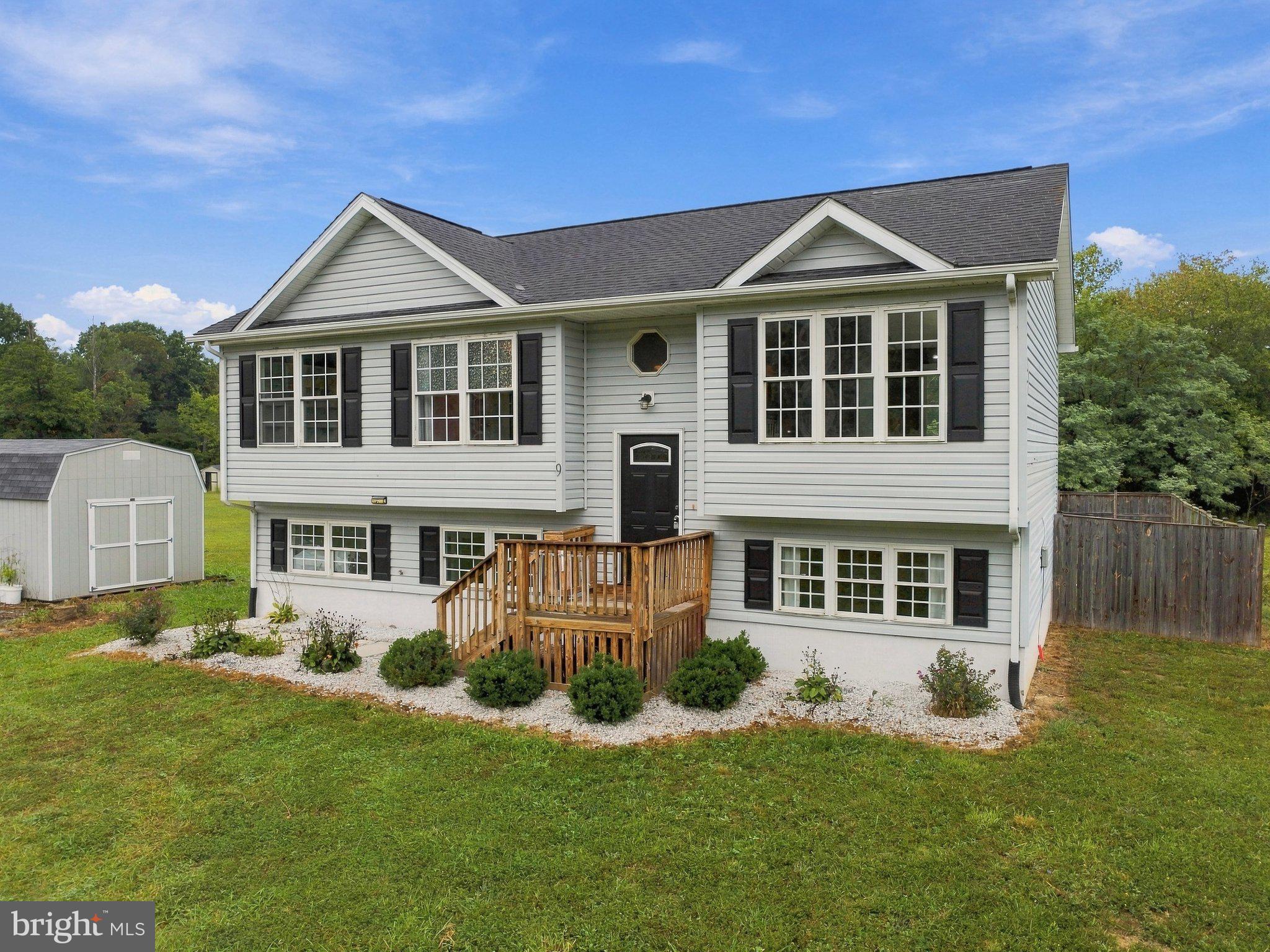 9 BLOSSOM TERRACE