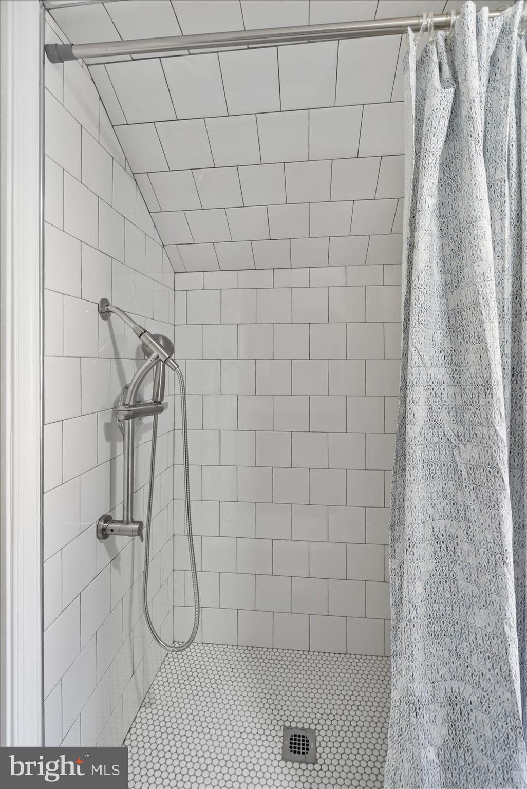 ELMWOOD - Residential