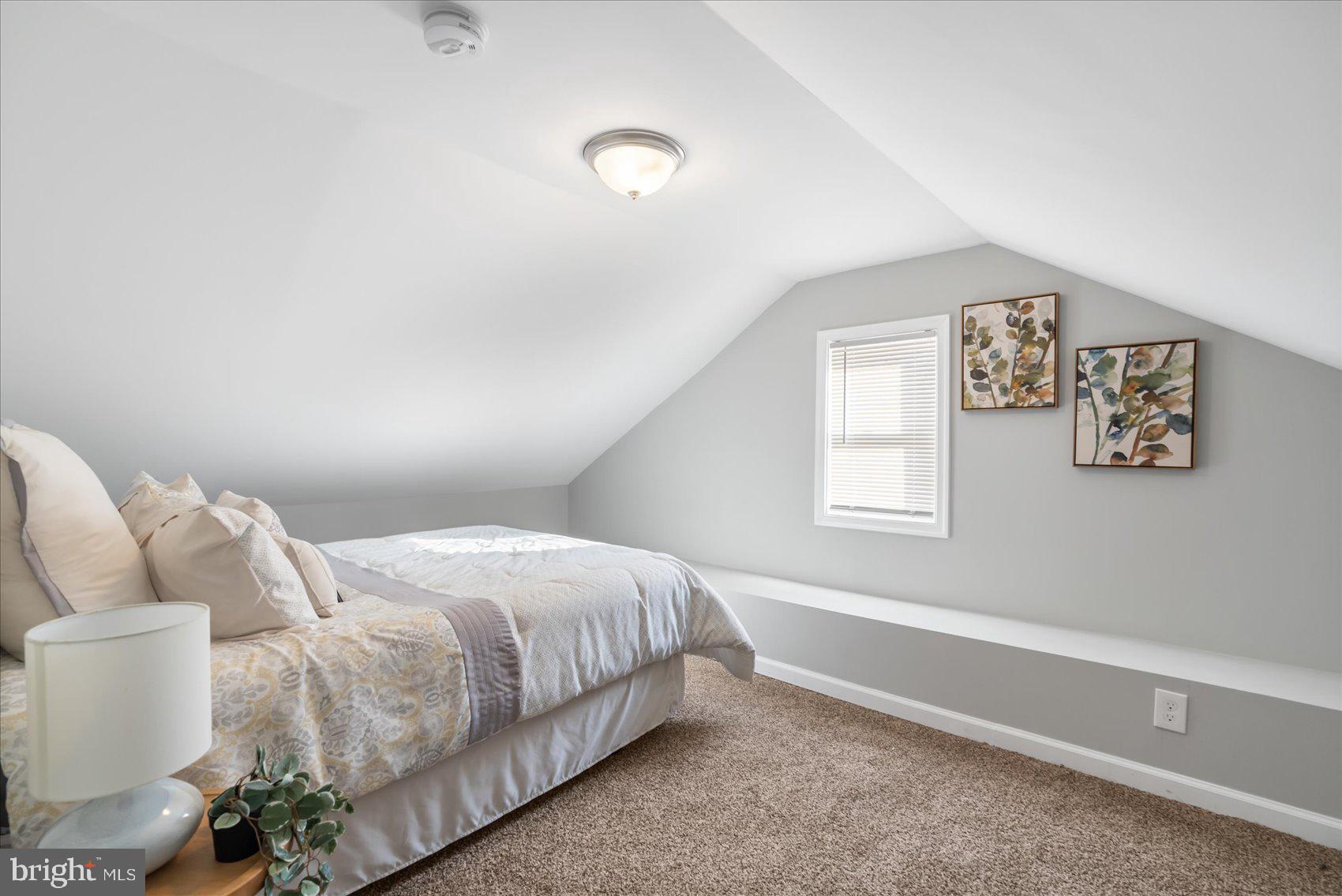 ELMWOOD - Residential