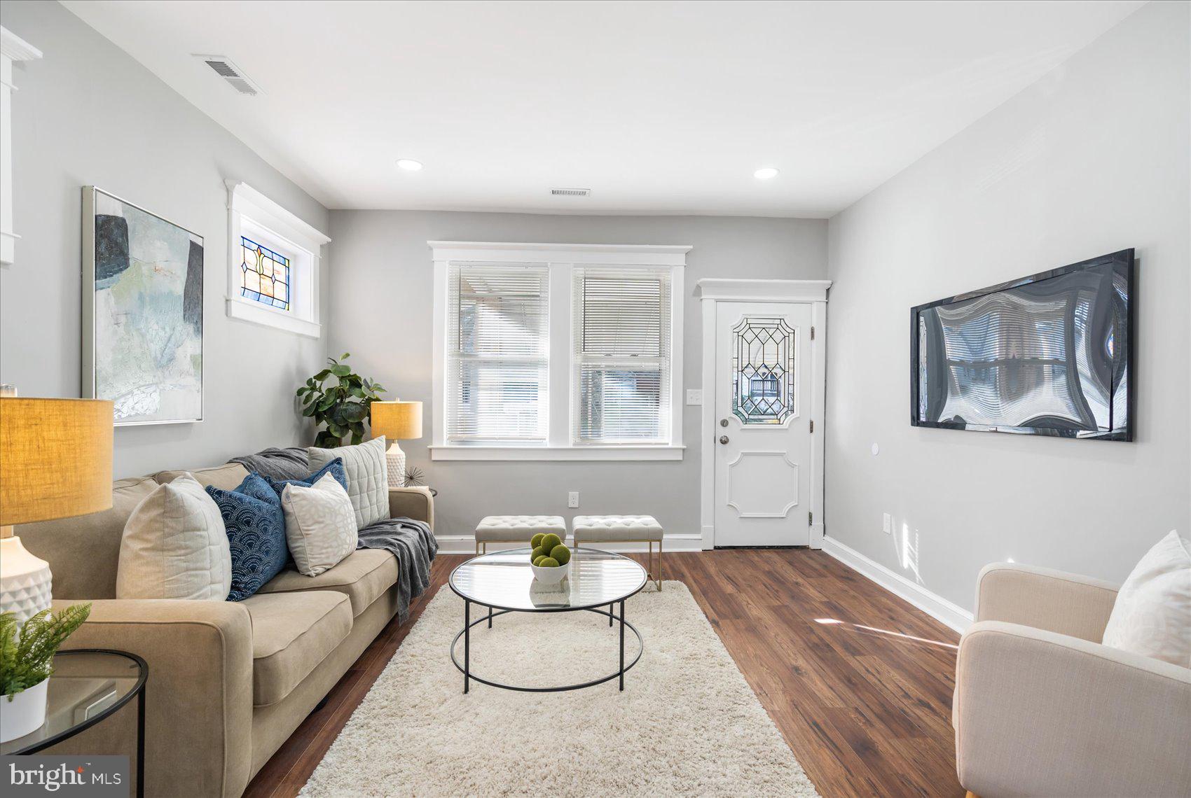 ELMWOOD - Residential