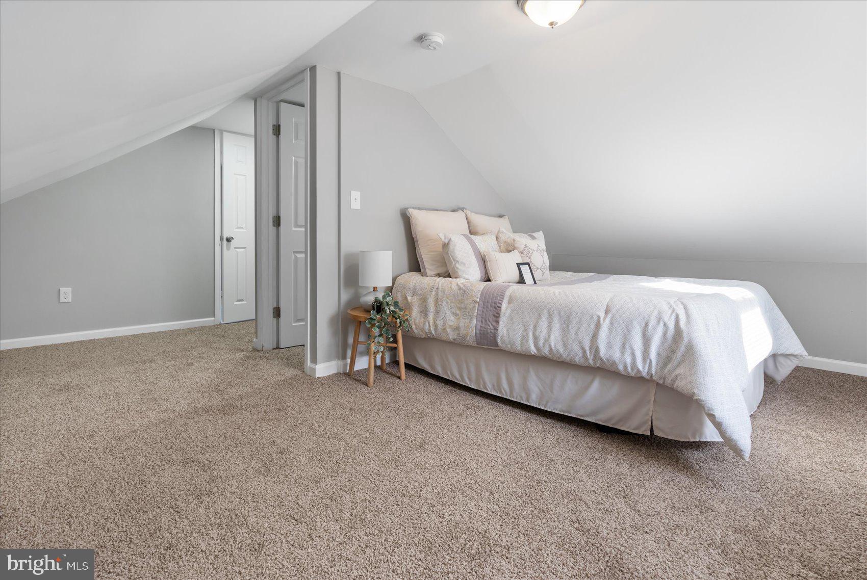 ELMWOOD - Residential