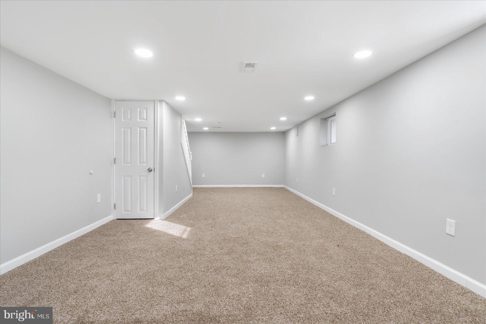 ELMWOOD - Residential