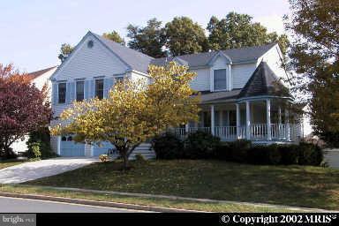 BARTONS GROVE - Residential