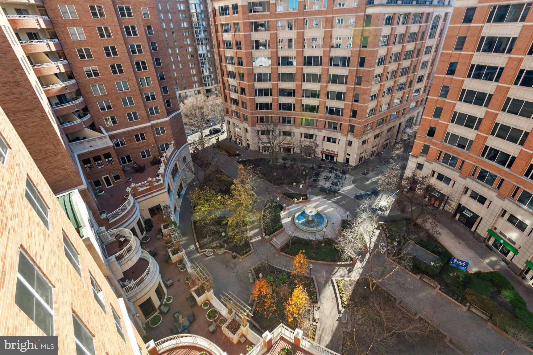 THE JEFFERSON - SUNRISE SENIOR LIVING - Residential