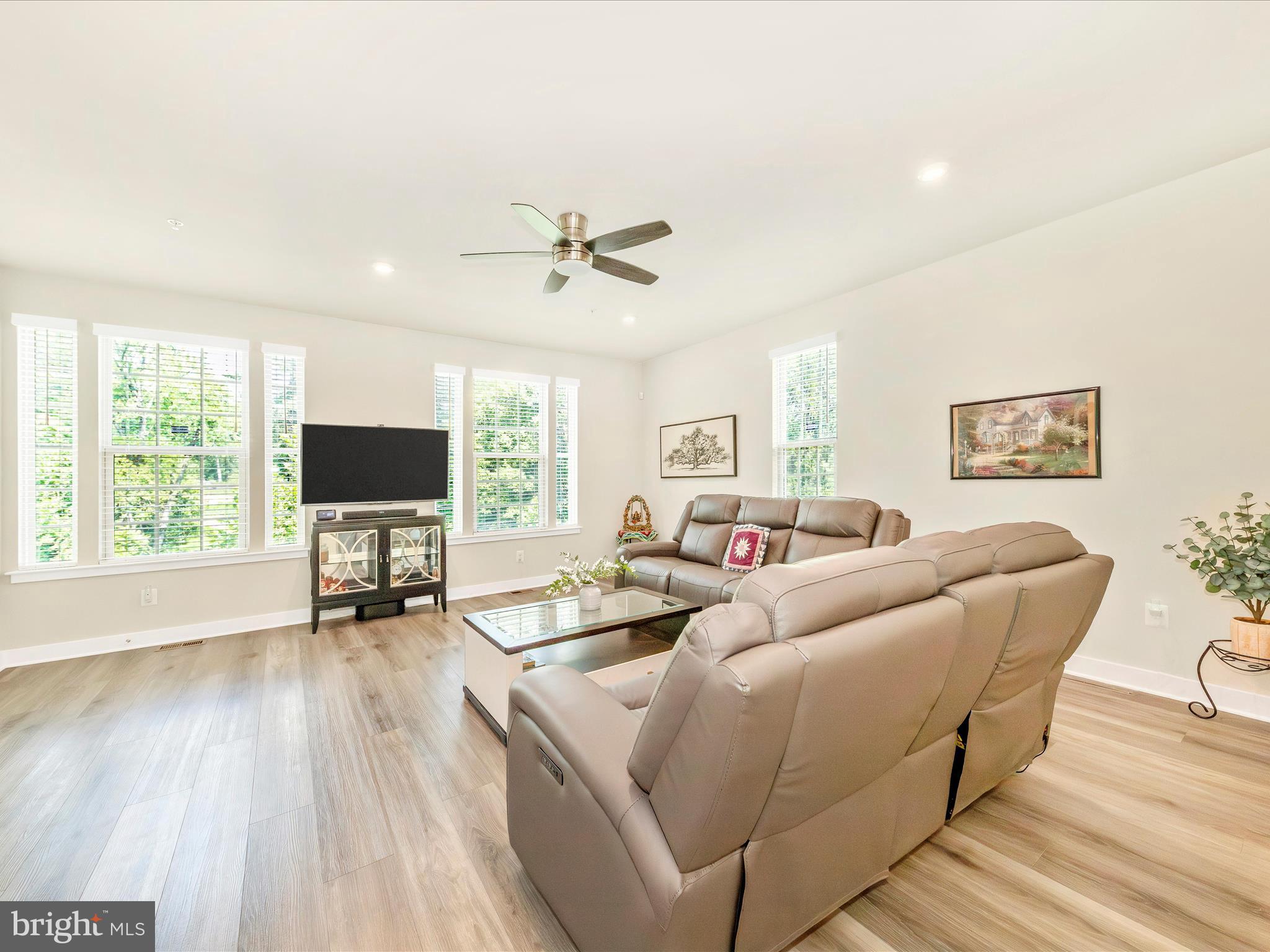 MONTGOMERY VILLAGE - Residential