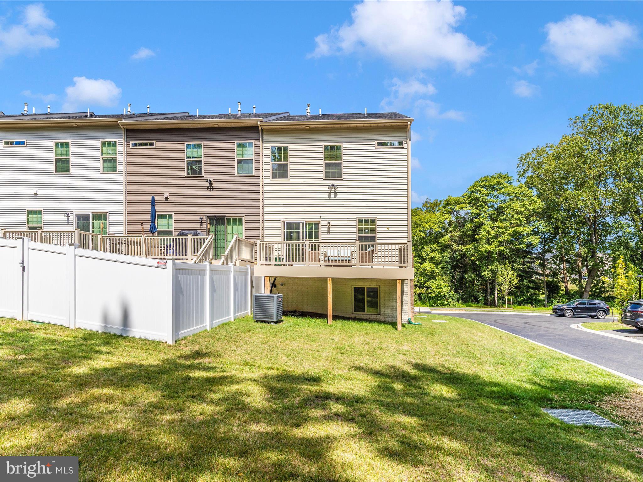 MONTGOMERY VILLAGE - Residential