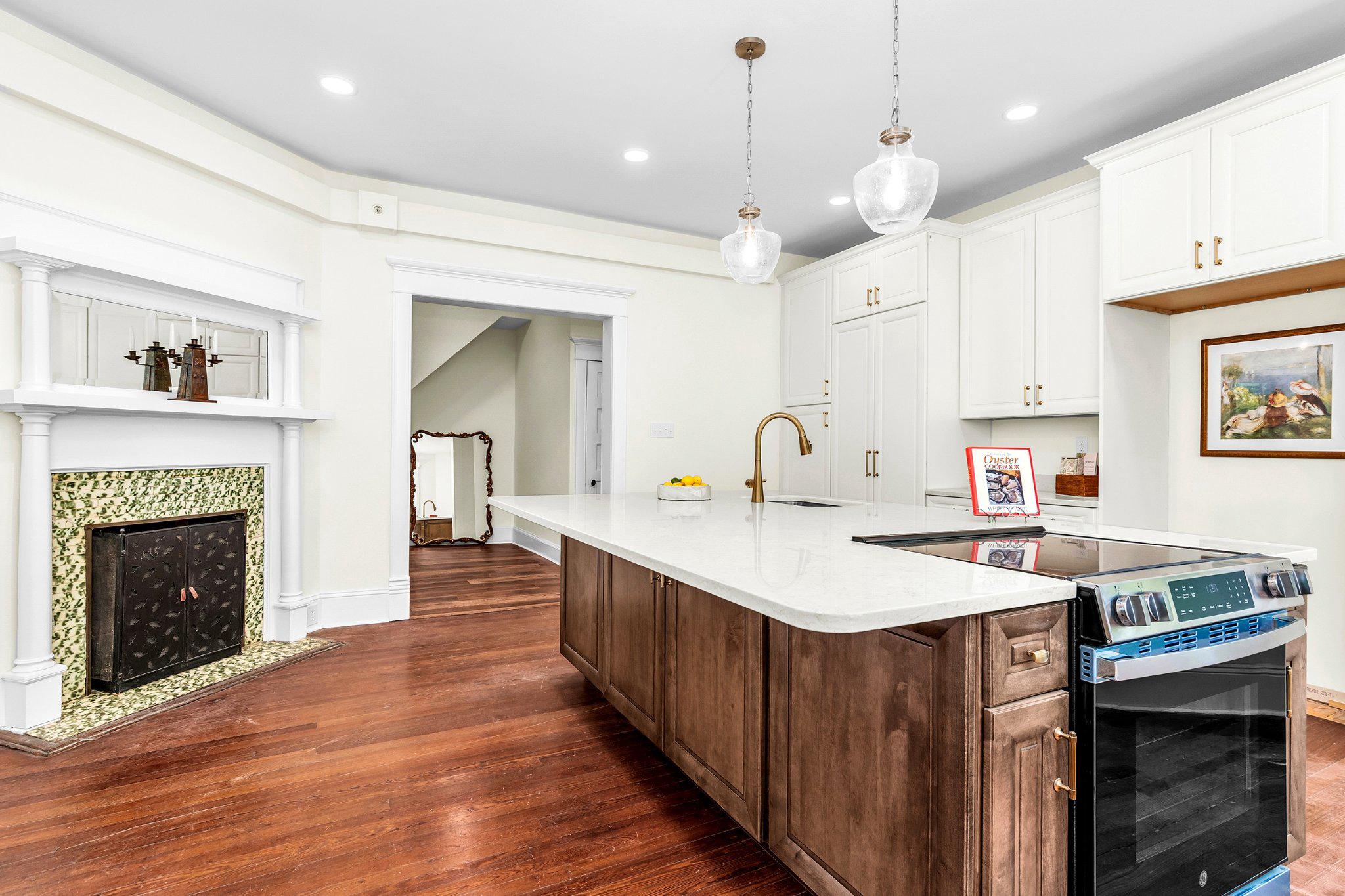 CAMBRIDGE HISTORIC DISTRICT - Residential