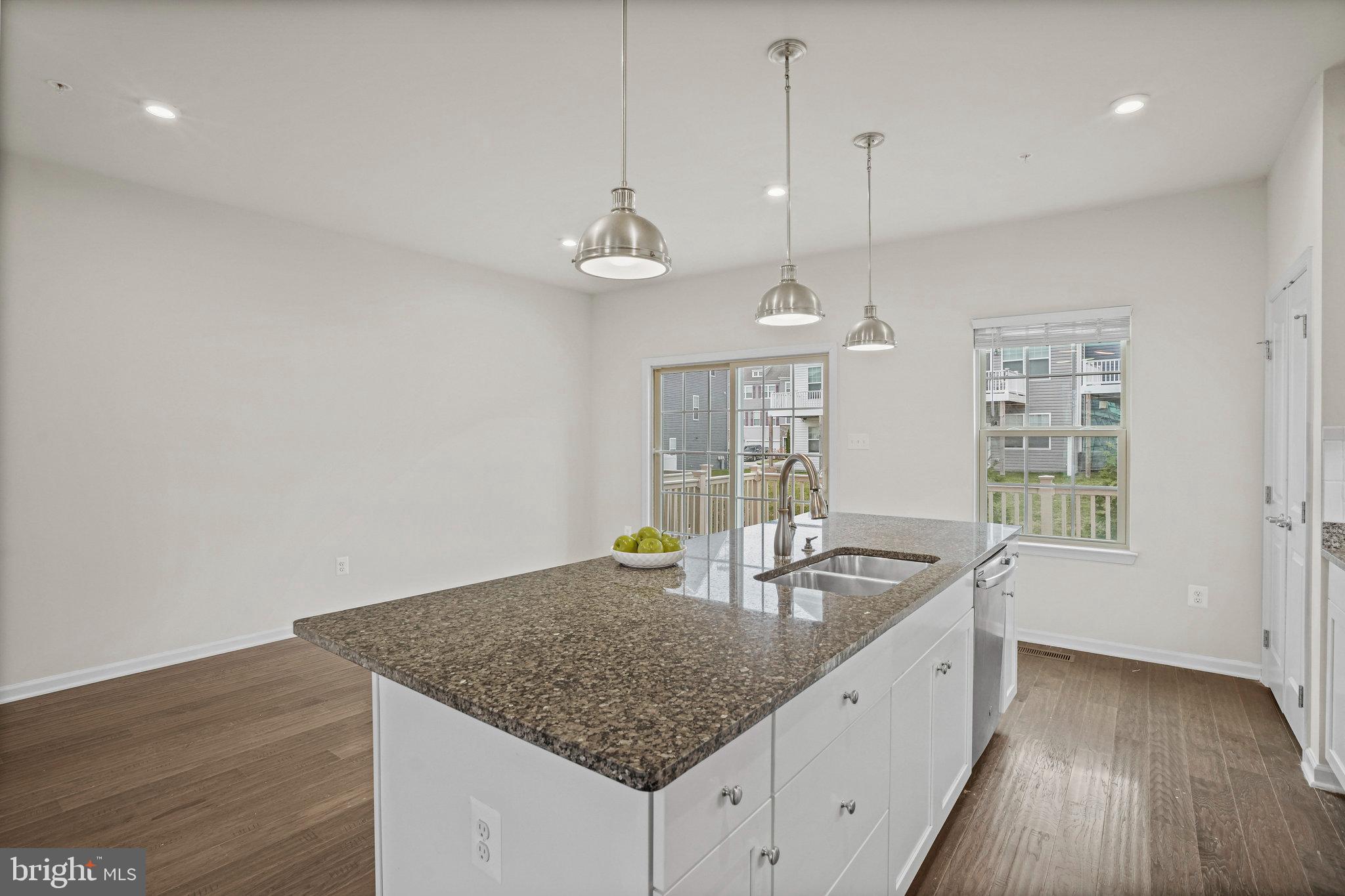 PARKSIDE - Residential