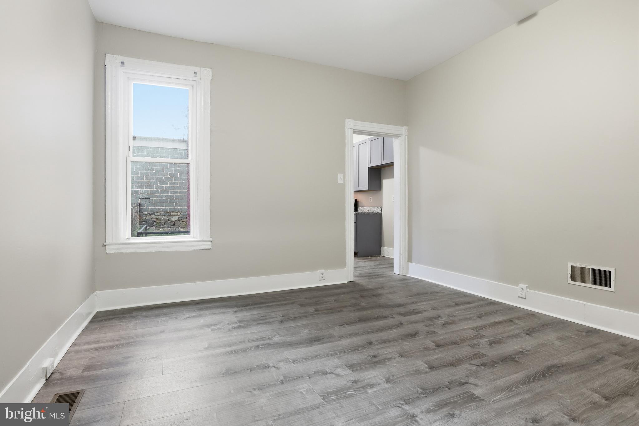 LANCASTER - Residential