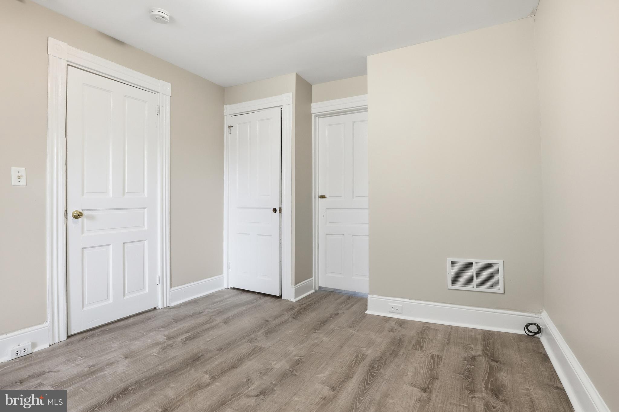 LANCASTER - Residential