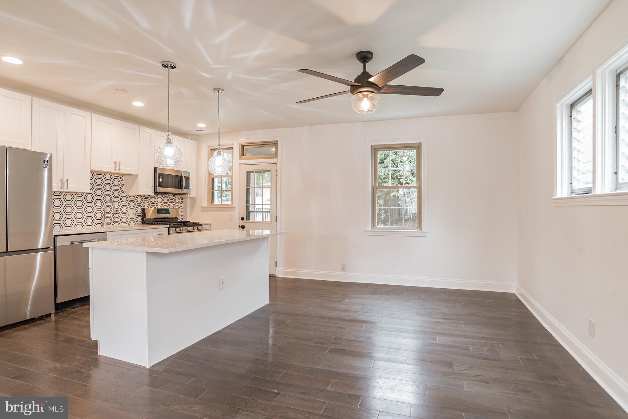 MORAVIA PARK - Residential