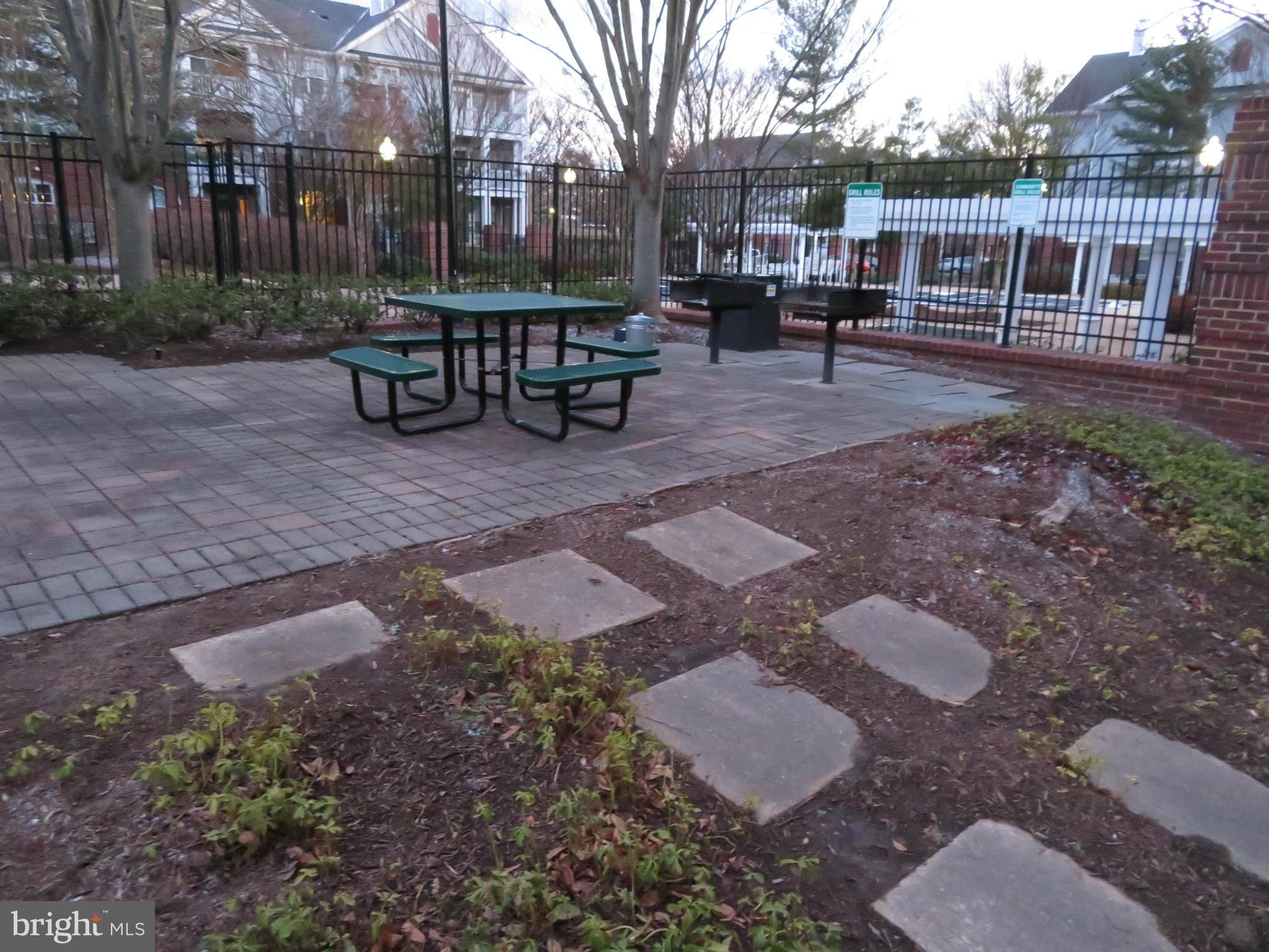 SOUTH GLEN - Residential Lease