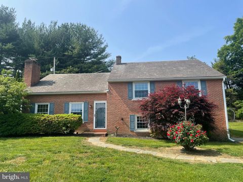 Photo of 1106 RICHMOND RD, LANCASTER, PA 17603 (MLS # PALA2035298)