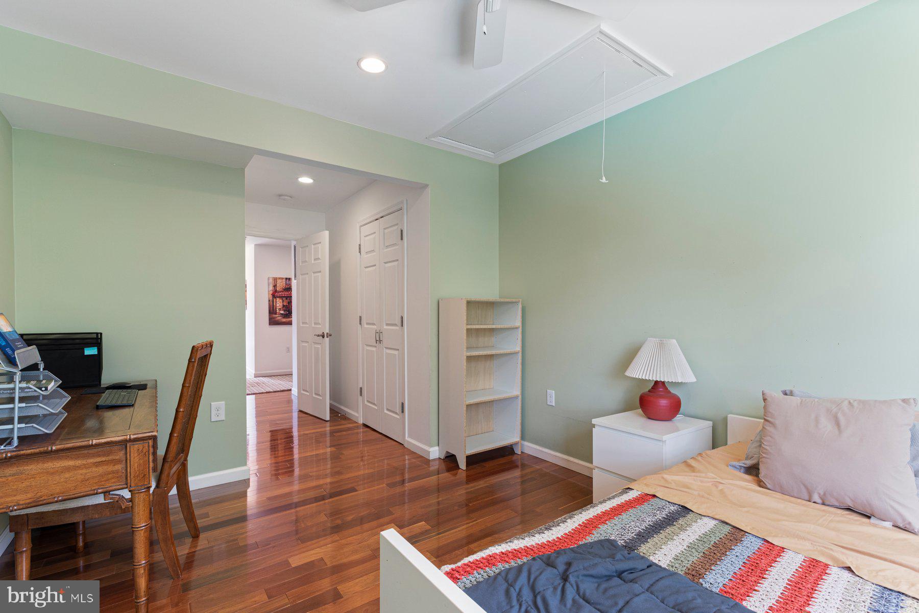 CARTER HILL - Residential