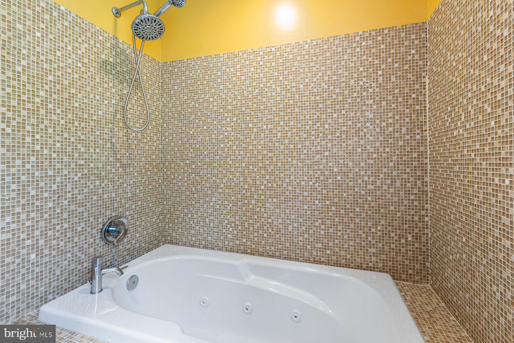 CARTER HILL - Residential