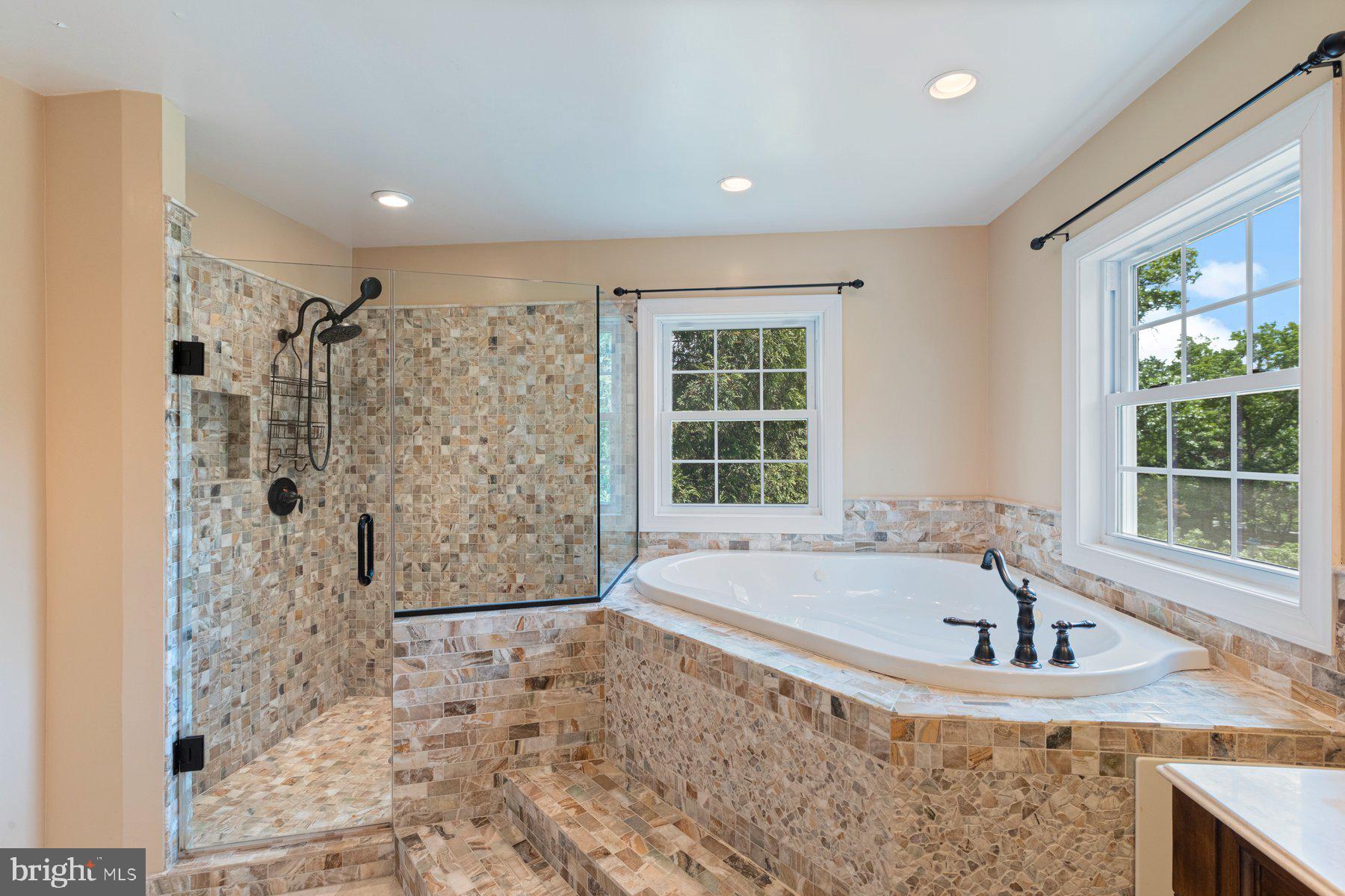 CARTER HILL - Residential