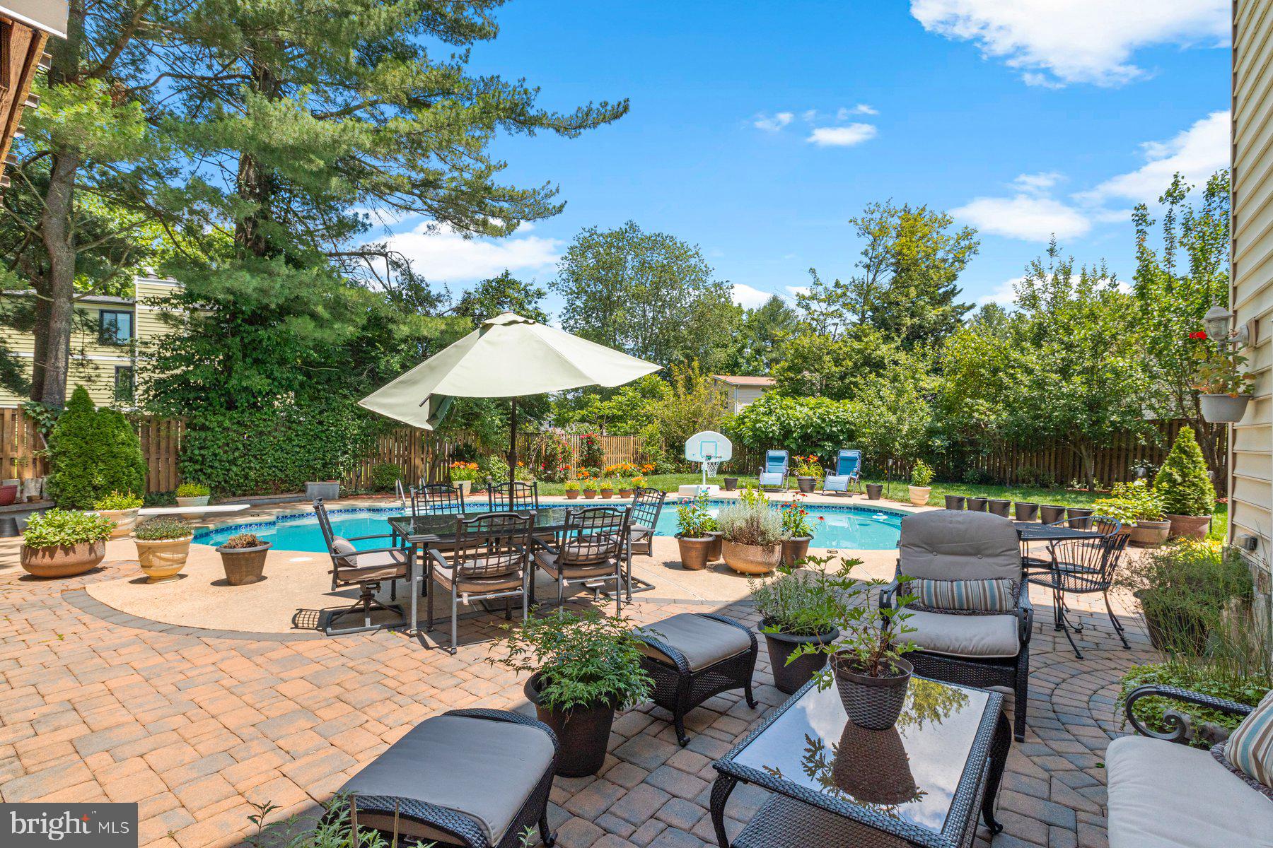 CARTER HILL - Residential