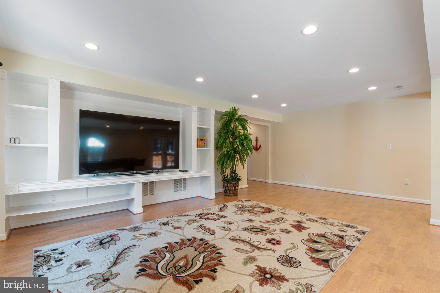 CARTER HILL - Residential