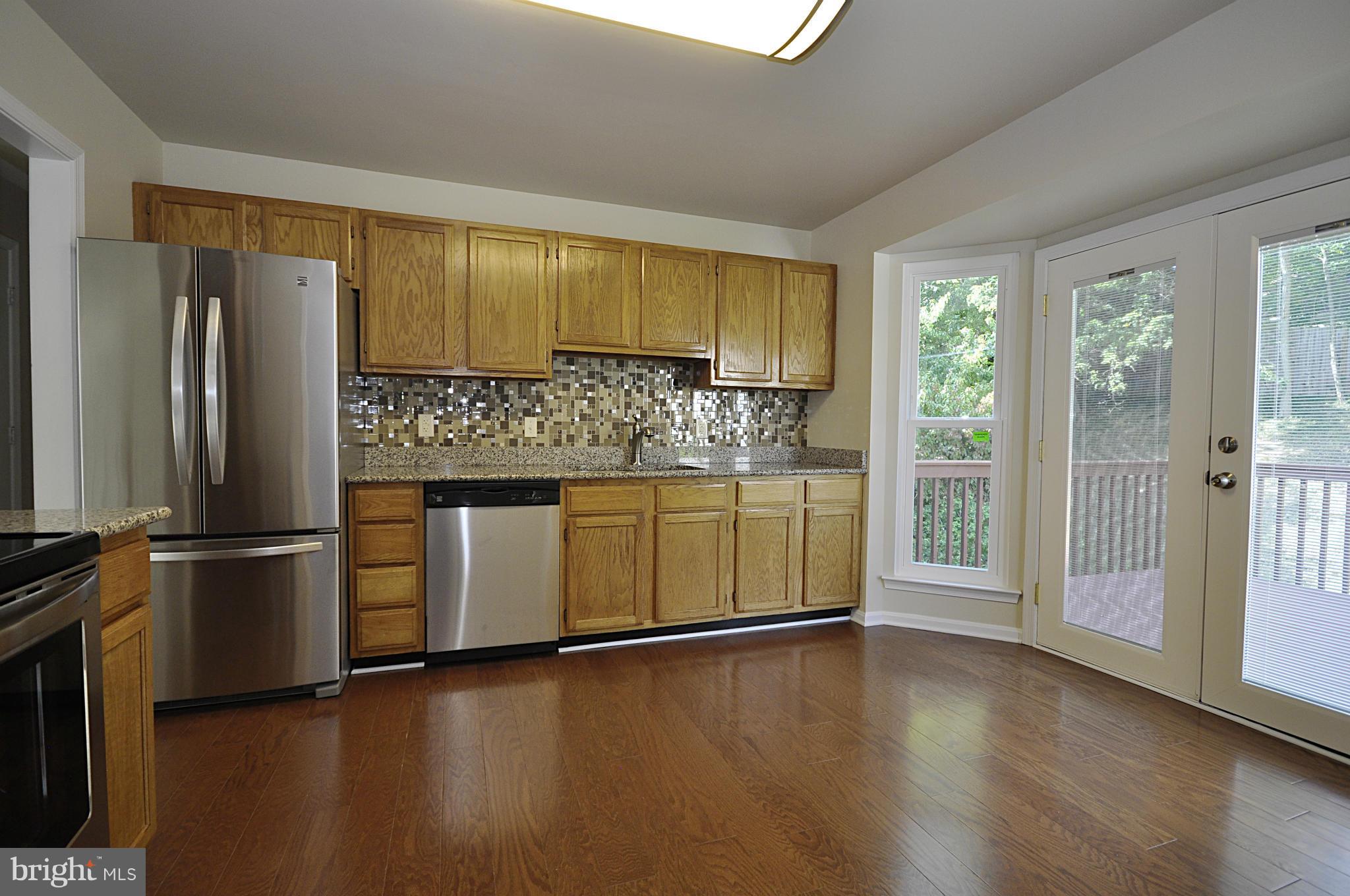 HAMPTON OAKS - Residential