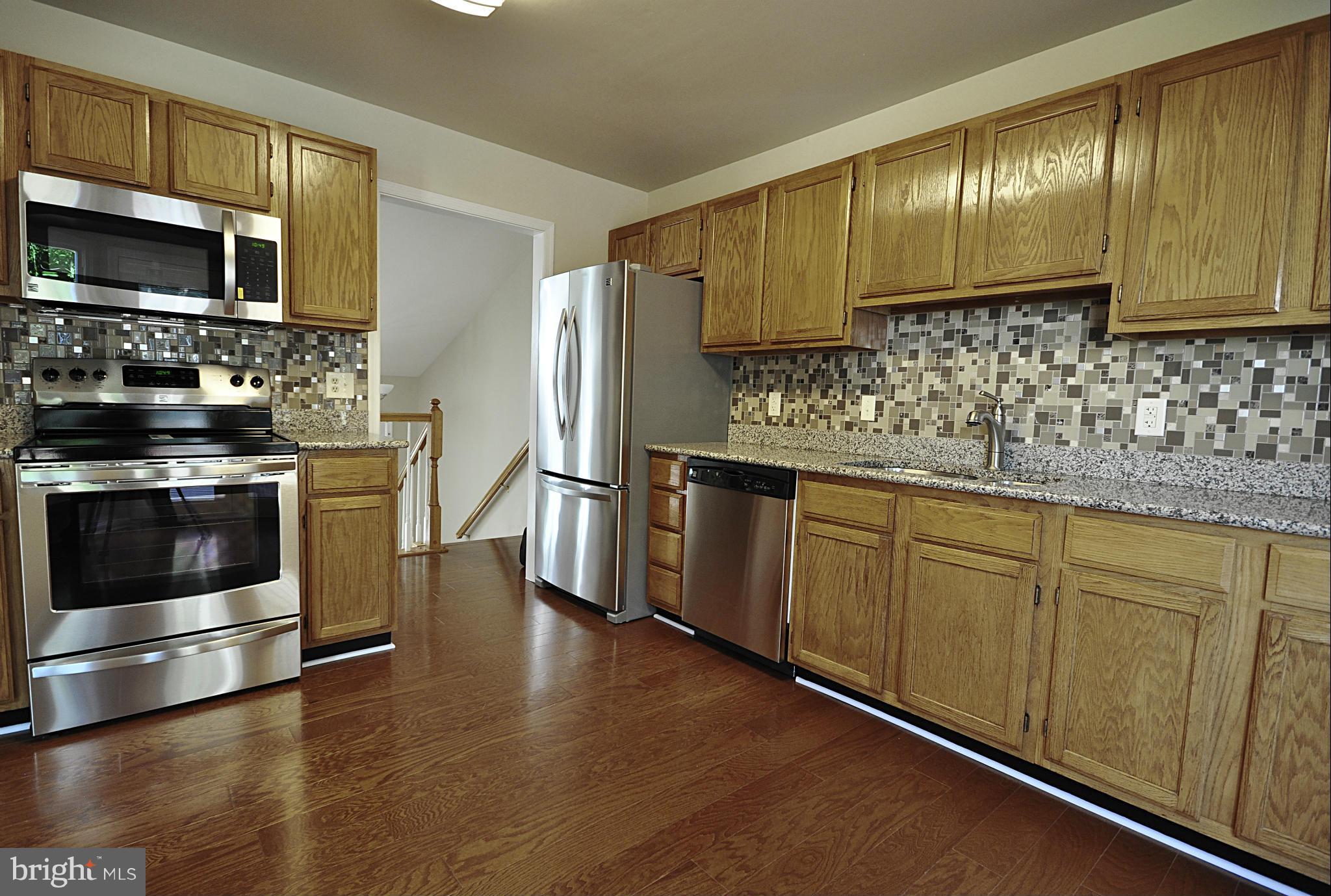 HAMPTON OAKS - Residential