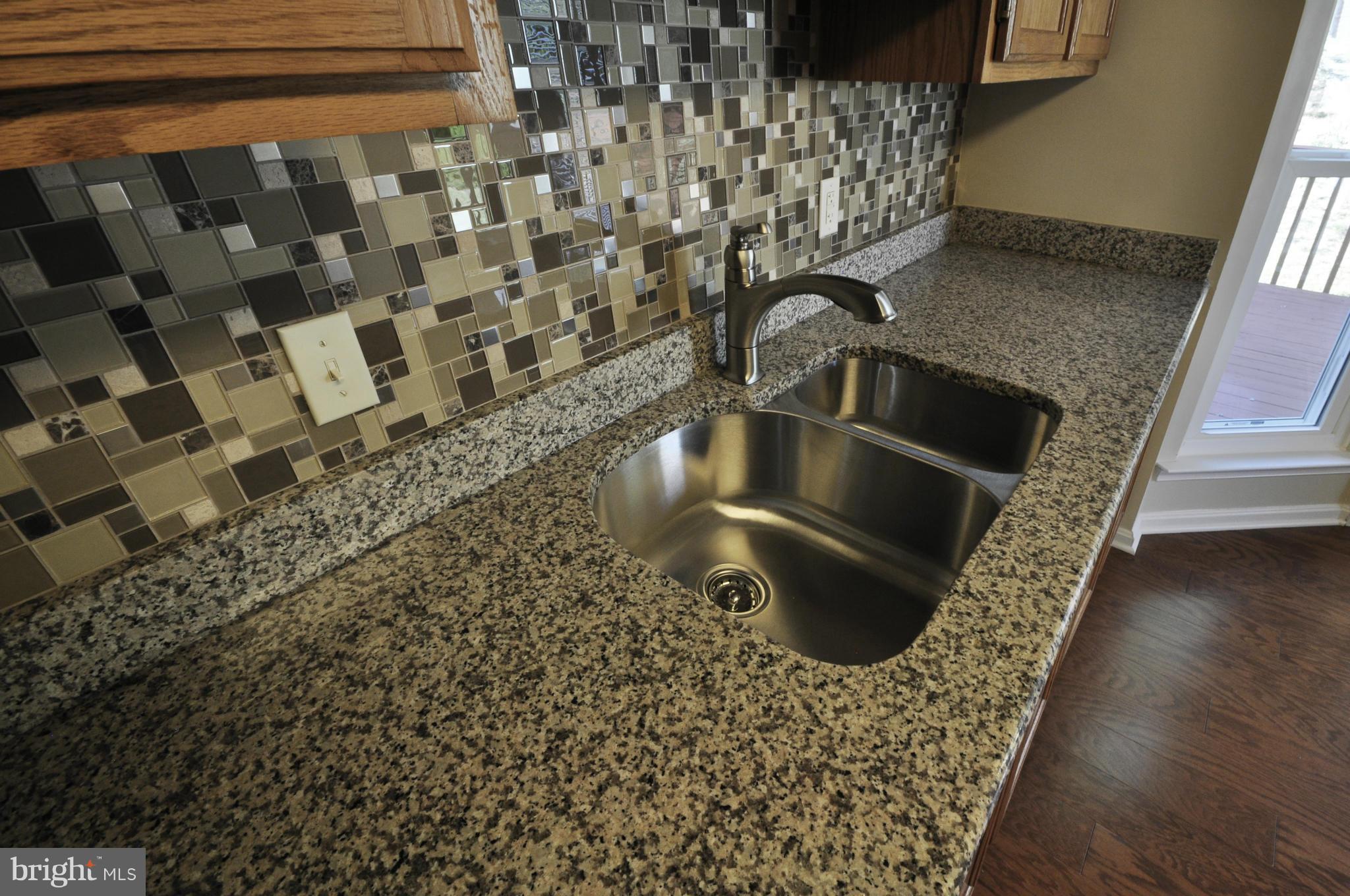 HAMPTON OAKS - Residential