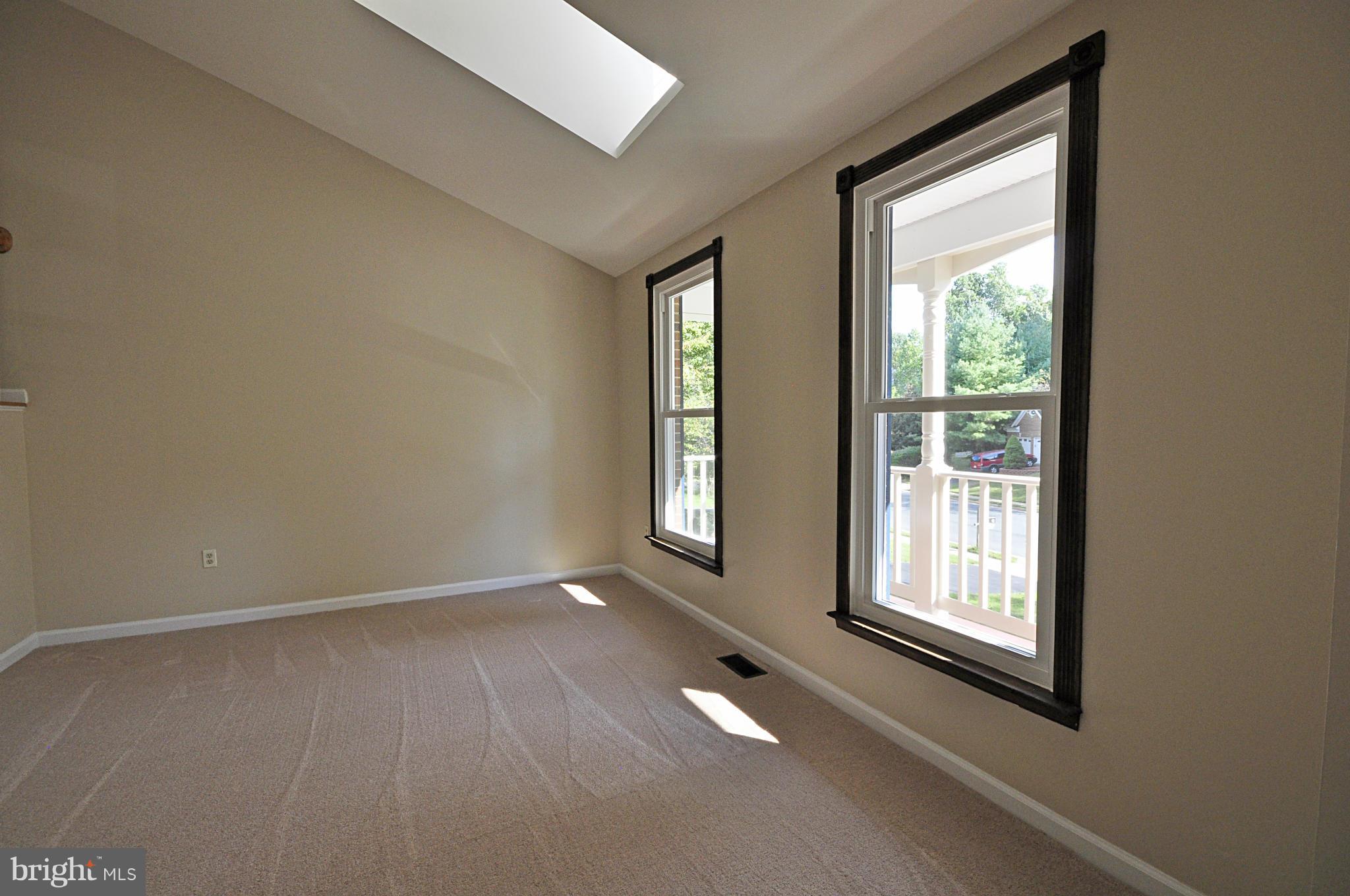 HAMPTON OAKS - Residential