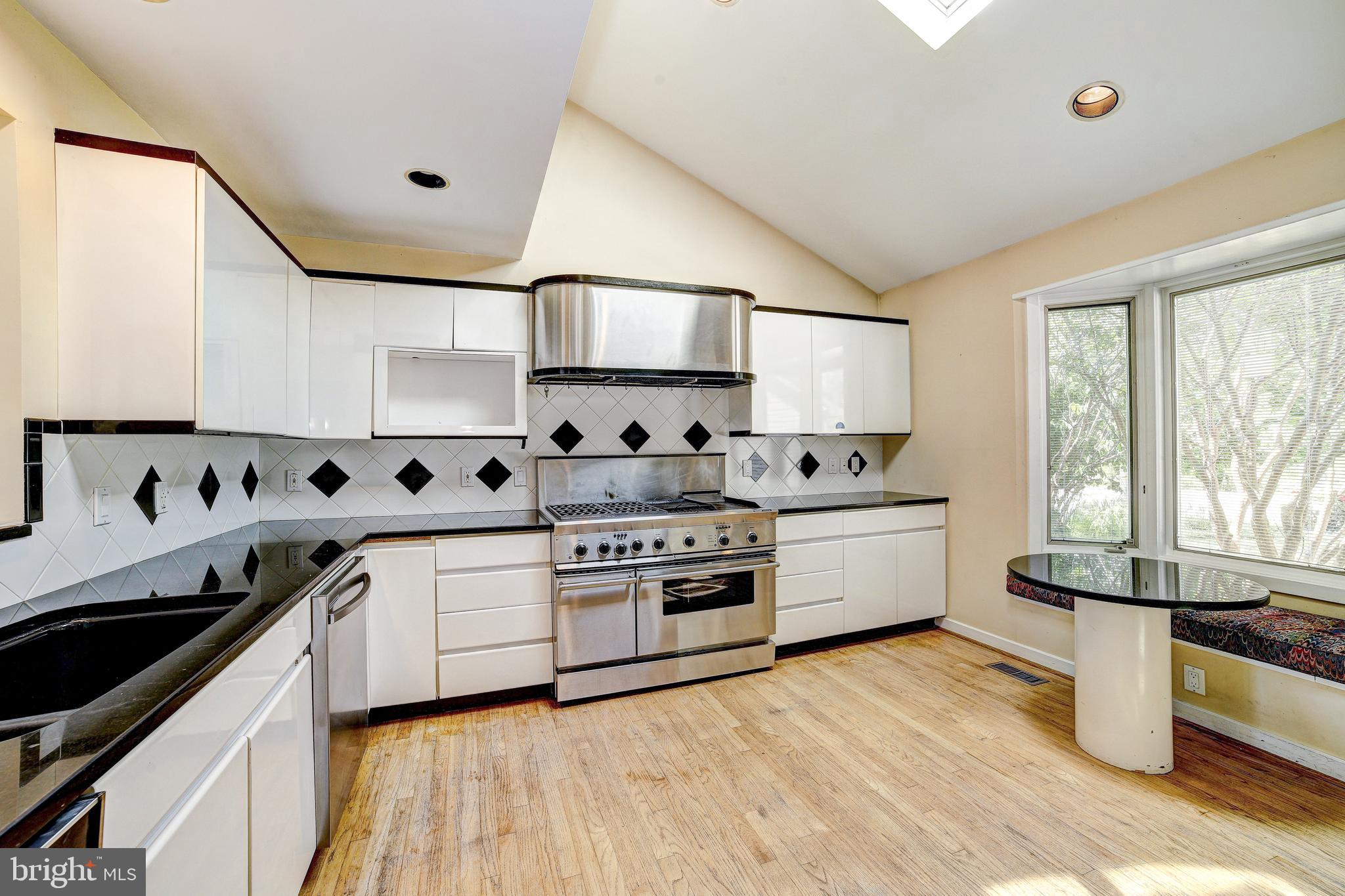 GREENACRES - Residential