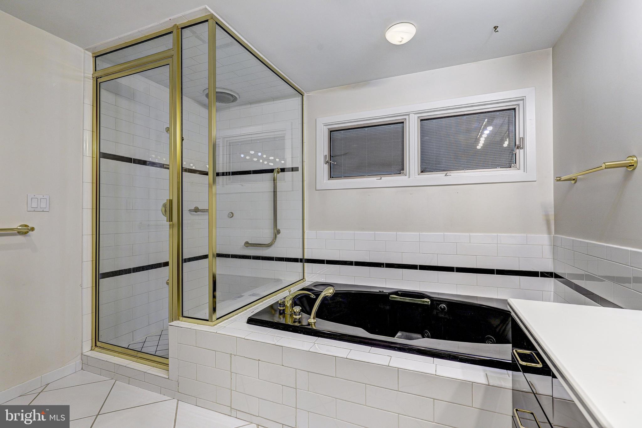 GREENACRES - Residential